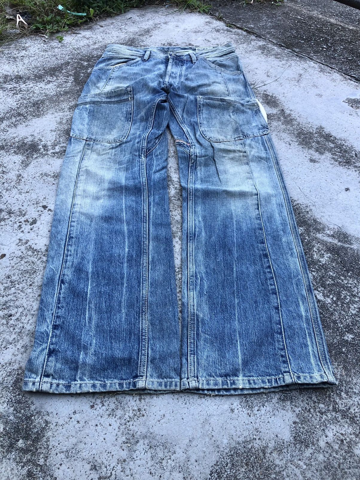 Diesel RECONSTRUCTED DIESEL FLAGIX SIX POCKET Size US 31 - 8 Thumbnail
