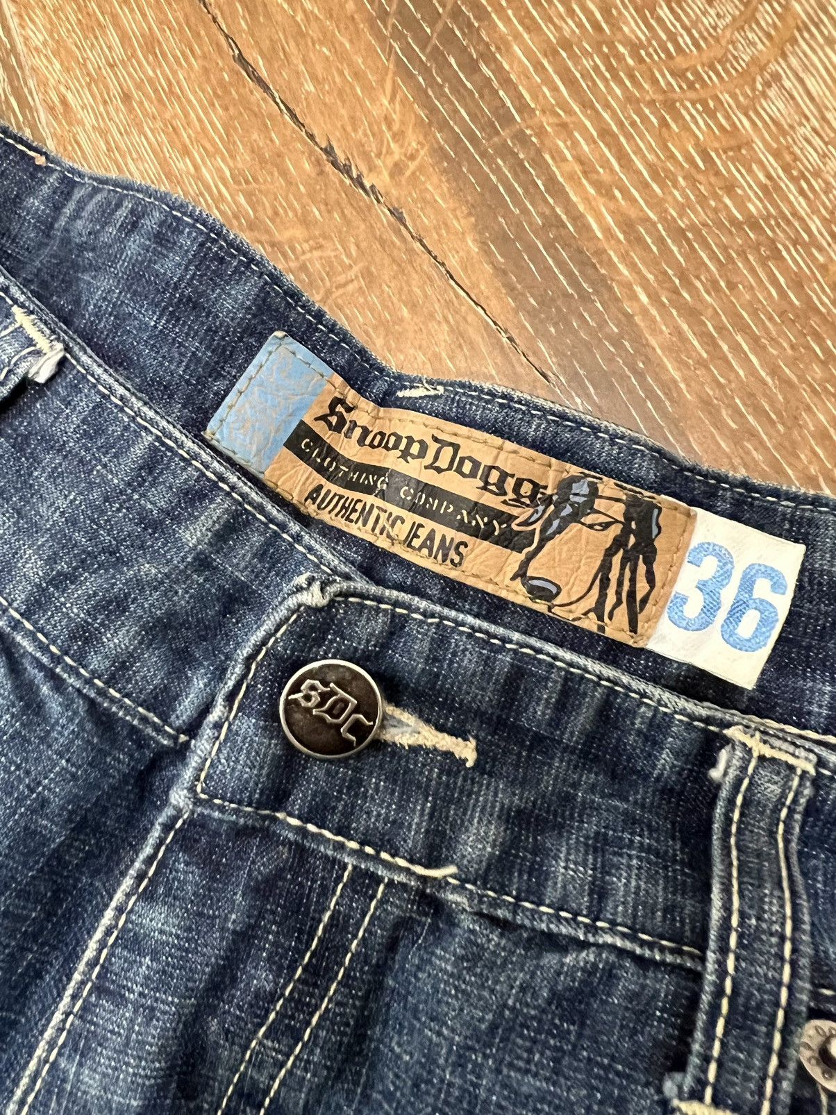 Snoop Dogg Vintage y2k snoop dog denim jorts shorts Size US 36 / EU 52 - 3 Thumbnail
