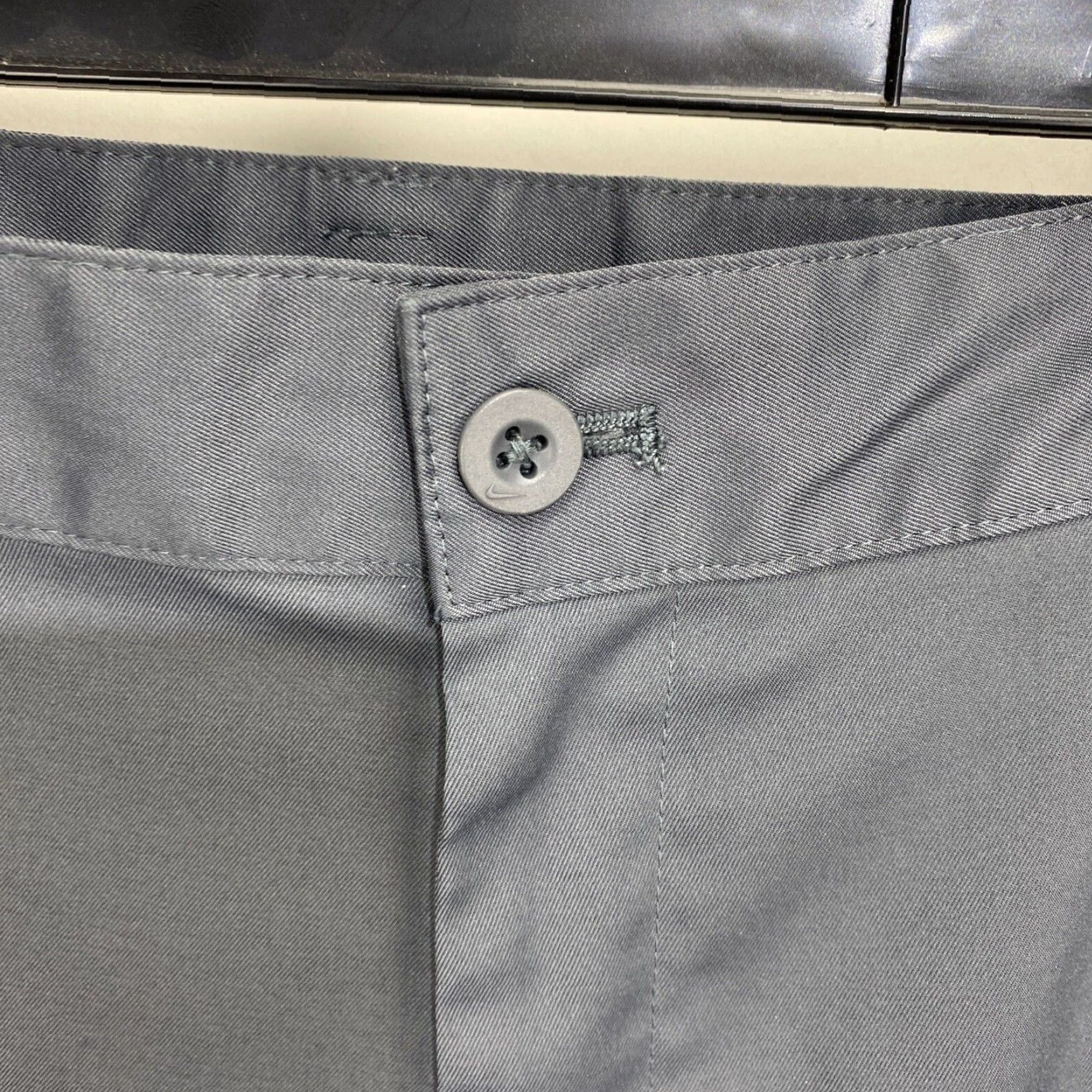Nike Nike Golf Pants Men 32X30 Straight Leg Regular Gray Dry Fit Outdoor Chino 5-Pocket Embroidered Logo Nike Shirt? Size US 32 / EU 48 - 2 Thumbnail