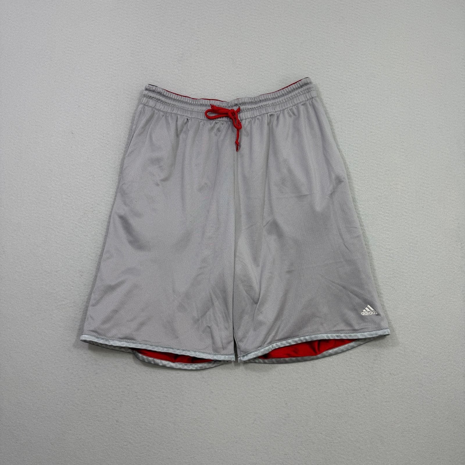 Adidas Vintage Adidas Reversible Shorts Medium Red Gray Athletic Size US 32 / EU 48 - 6 Thumbnail