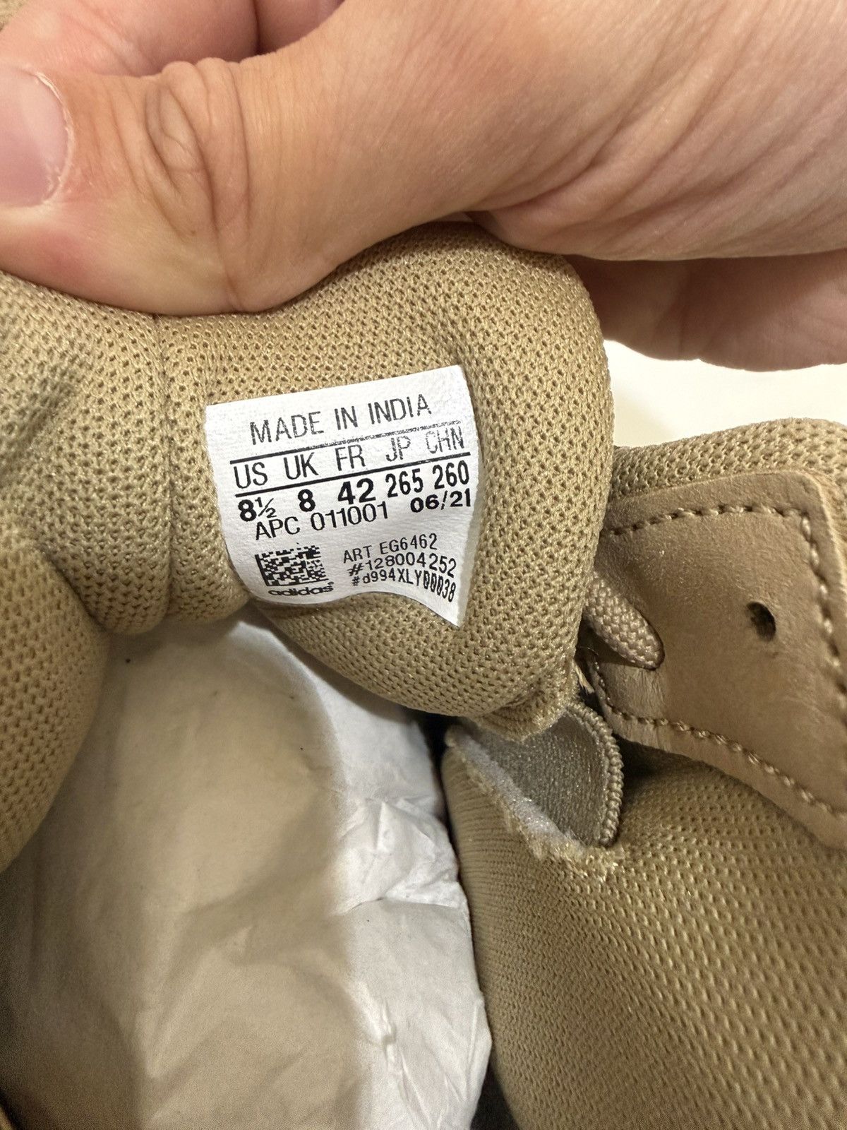 Yeezy Adidas Yeezy Desert Boot Season 6 Rock Size 8.5 US / 42 EU Size US 8.5 / EU 41-42 - 9 Thumbnail