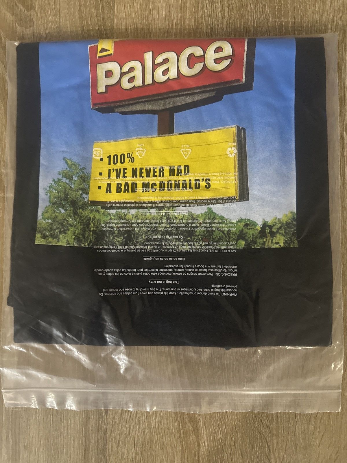 Palace McDonald’s x Palace Sign T-Shirt Size US S / EU 44-46 / 1 - 1 Thumbnail