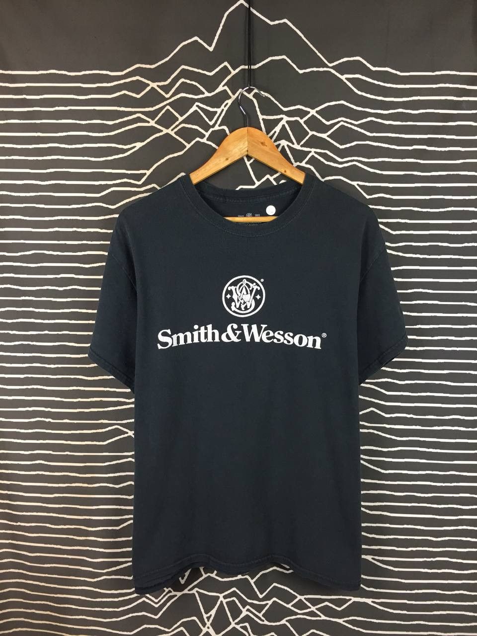 Vintage Smith & Wesson Firearms Spell Out Logo Promo Tee Size US L / EU 52-54 / 3 - 2 Thumbnail