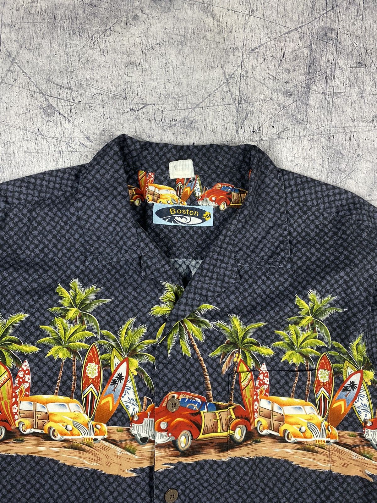 Vintage Vintage Boston Hawaii Crazy Shirt Button Up Size L Size US L / EU 52-54 / 3 - 5 Thumbnail