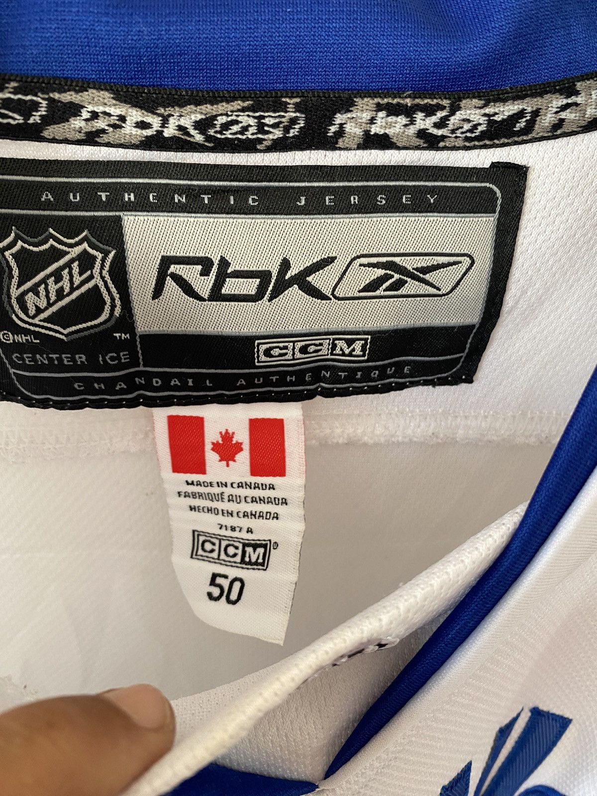 NHL Vancouver Canucks Reebok CCM Hockey Jersey Size. L Size US XL / EU 56 / 4 - 4 Thumbnail