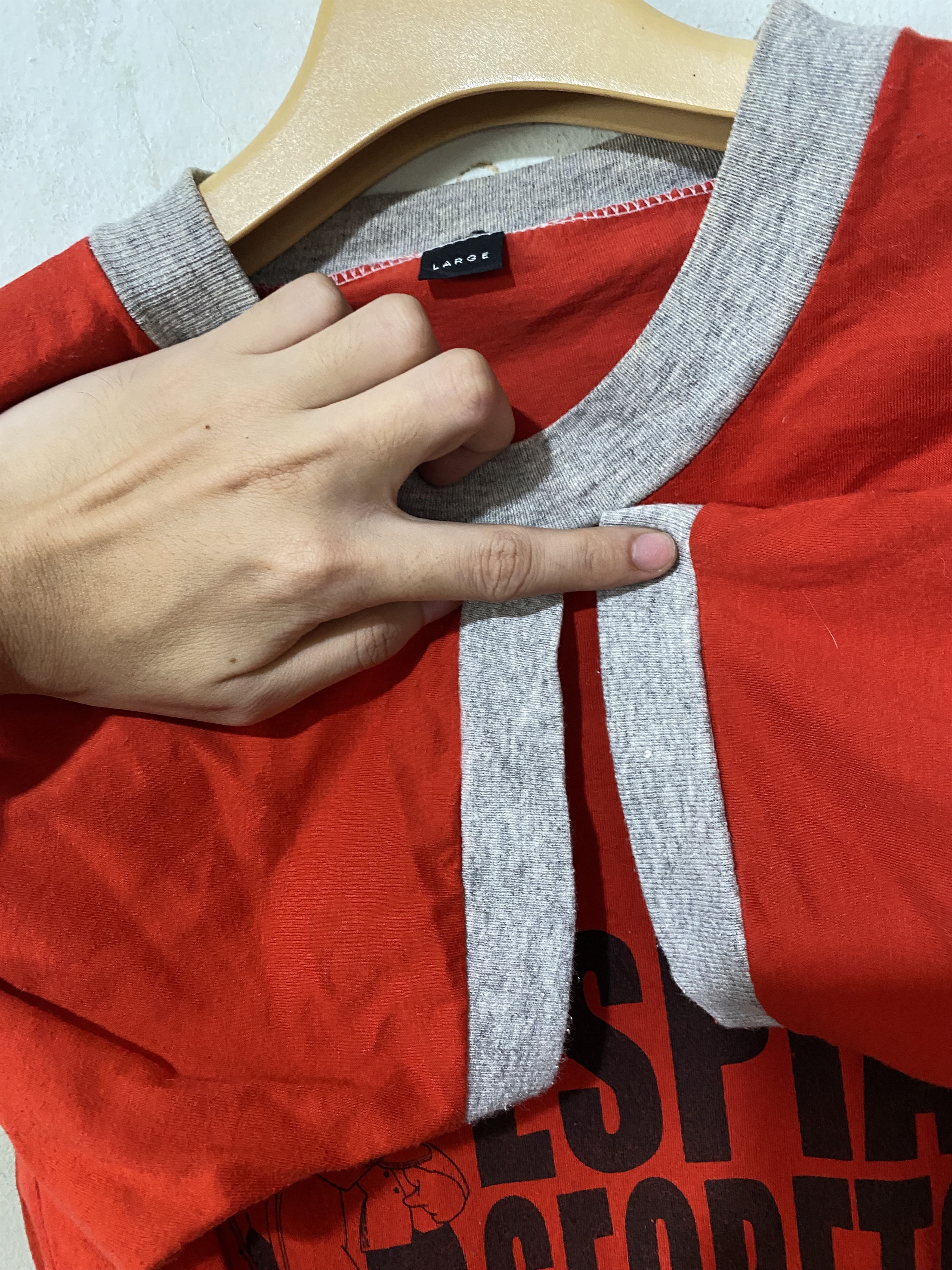 Band Tees × Vintage Vintage 1999 Espias Secretos band Ringer Tee Size US S / EU 44-46 / 1 - 6 Thumbnail