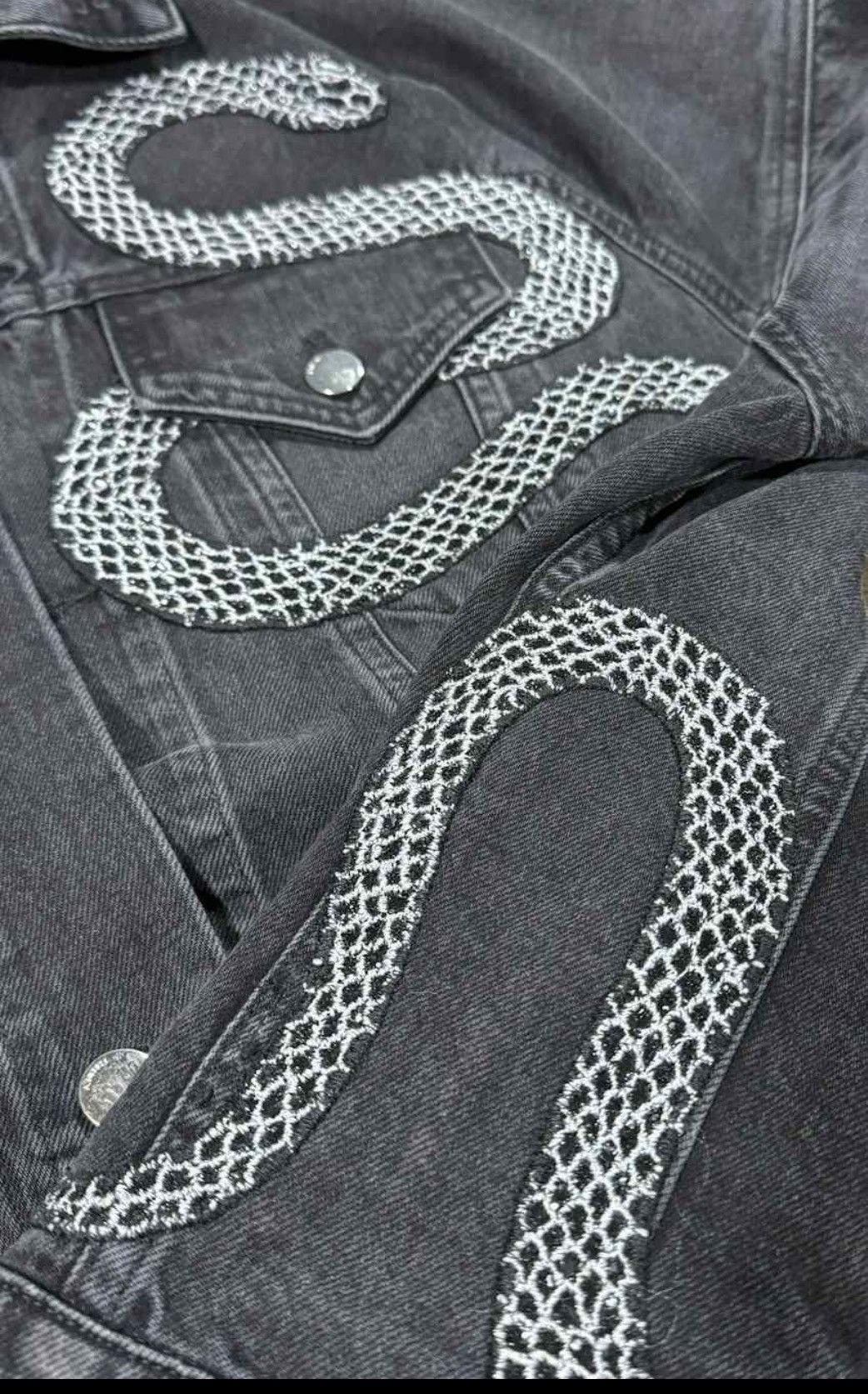 Amiri EUC Amiri Crystal Snake Denim Jacket Size US XL / EU 56 / 4 - 7 Thumbnail