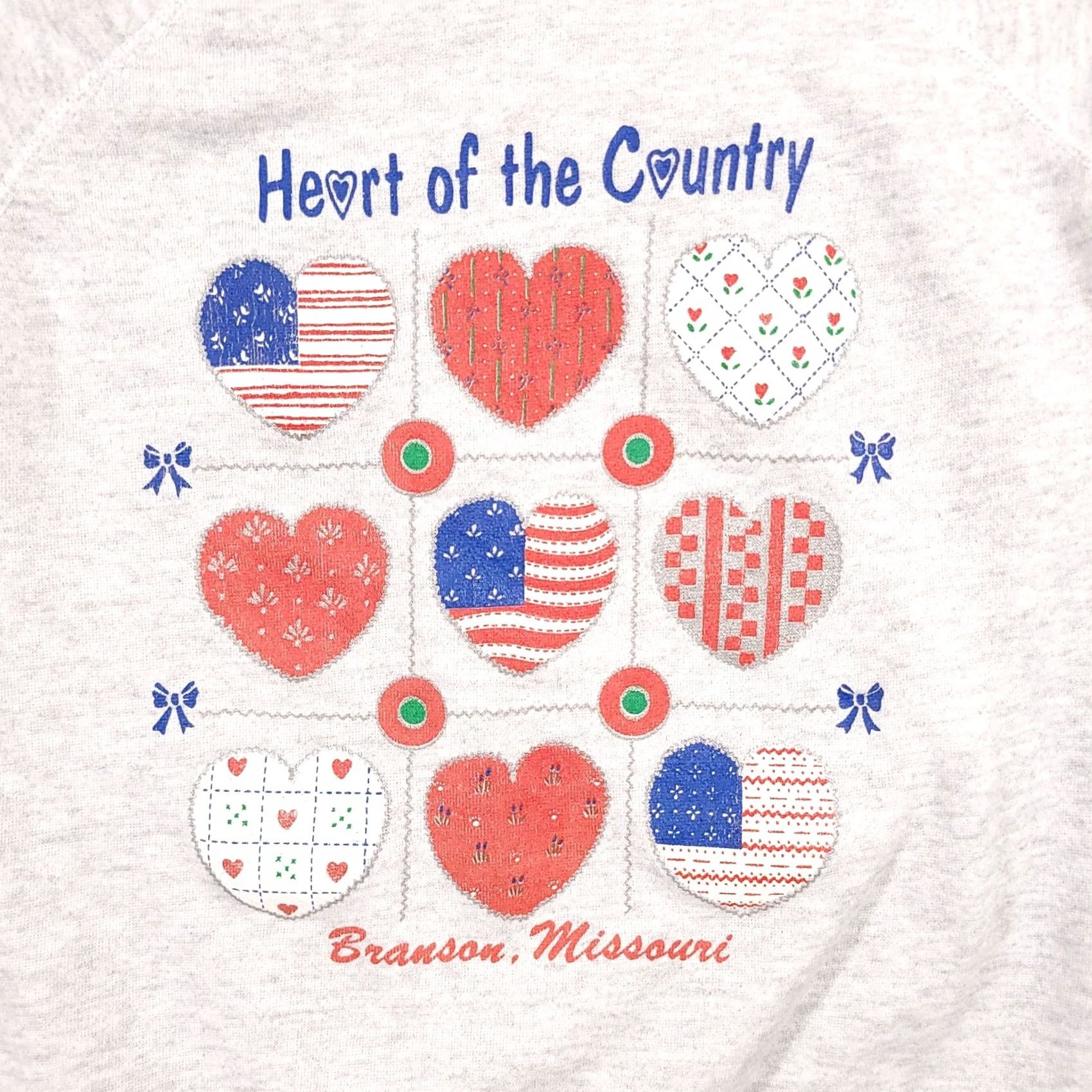 Hanes VINTAGE Hanes Crewneck Sweatshirt Women's Large Gray Branson Hearts USA Made Size L / US 10 / IT 46 - 4 Thumbnail