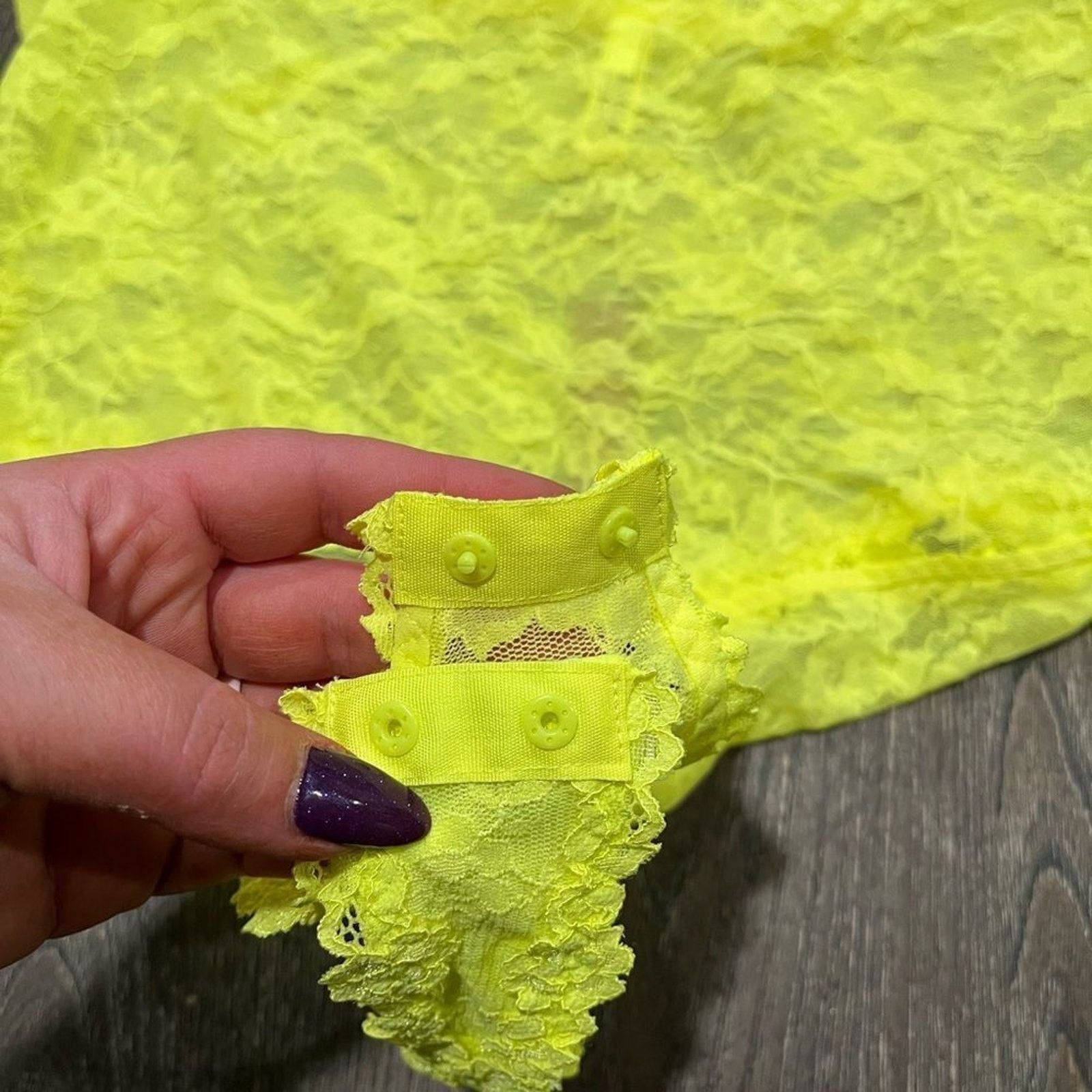 SKIMS NWT Skims Stretch Lace Bodysuit Yellow Highlighter 3X Size 3XL / US 20-22 - 2 Thumbnail
