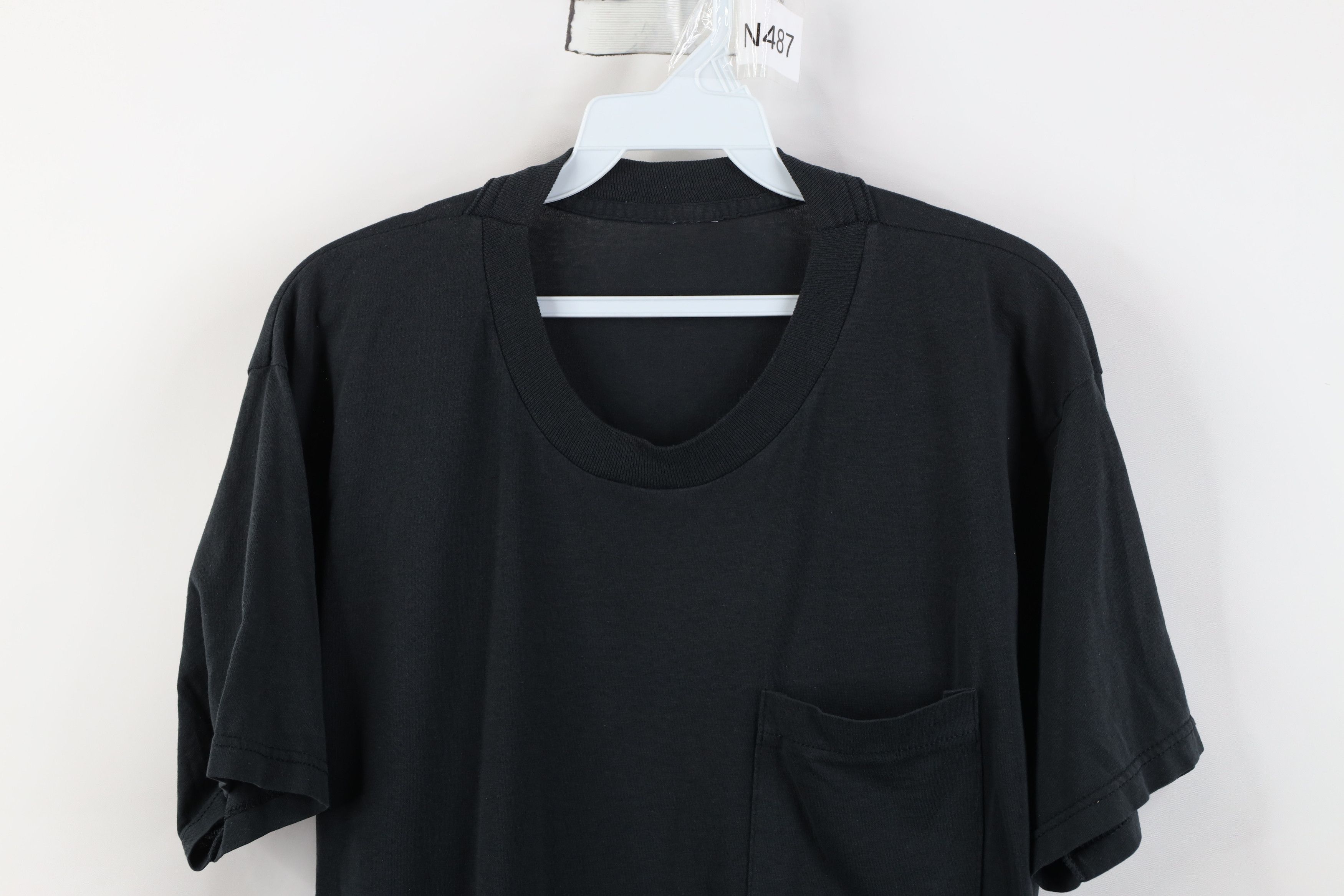 Vintage Vintage 90s Streetwear Short Sleeve T-Shirt Black Pocket Size US M / EU 48-50 / 2 - 2 Thumbnail