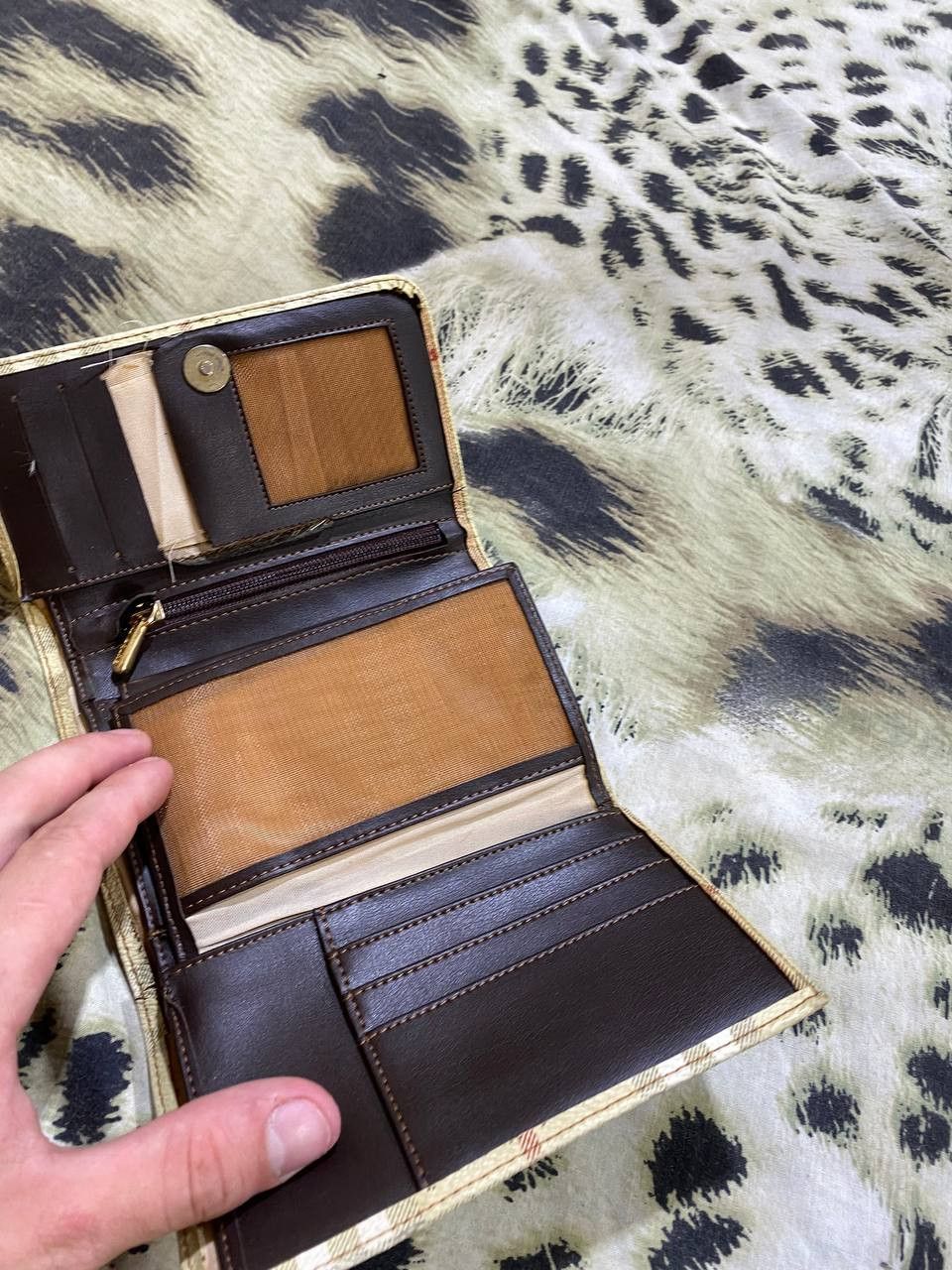 Burberry Vintage Burberry Nova Check Leather Wallet Size ONE SIZE - 13 Thumbnail