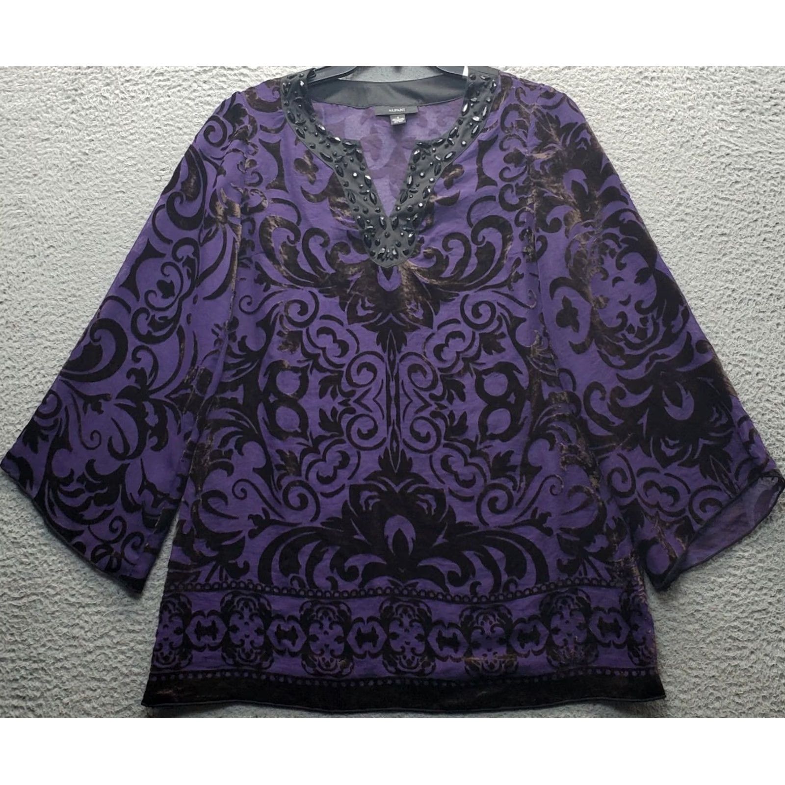 Alfani Alfani Womens Blouse Tunic Shirt Size 8 Multicolor Beaded V-Neck Long Sleeve Geometric Pattern Size M / US 6-8 / IT 42-44 - 2 Thumbnail