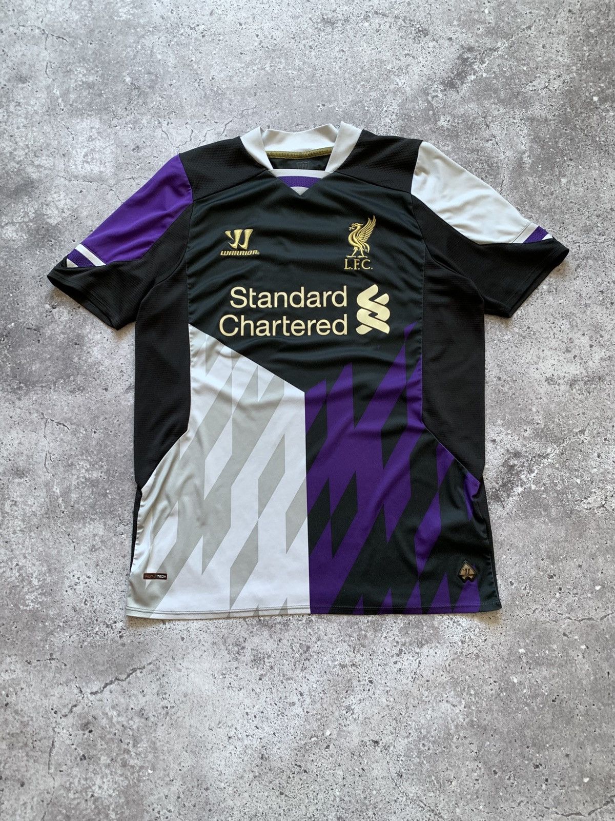 Warrior 🔥WARRIOR LIVERPOOL 2013 2014 AWAY SOCCER JERSEY Size US M / EU 48-50 / 2 - 1 Thumbnail