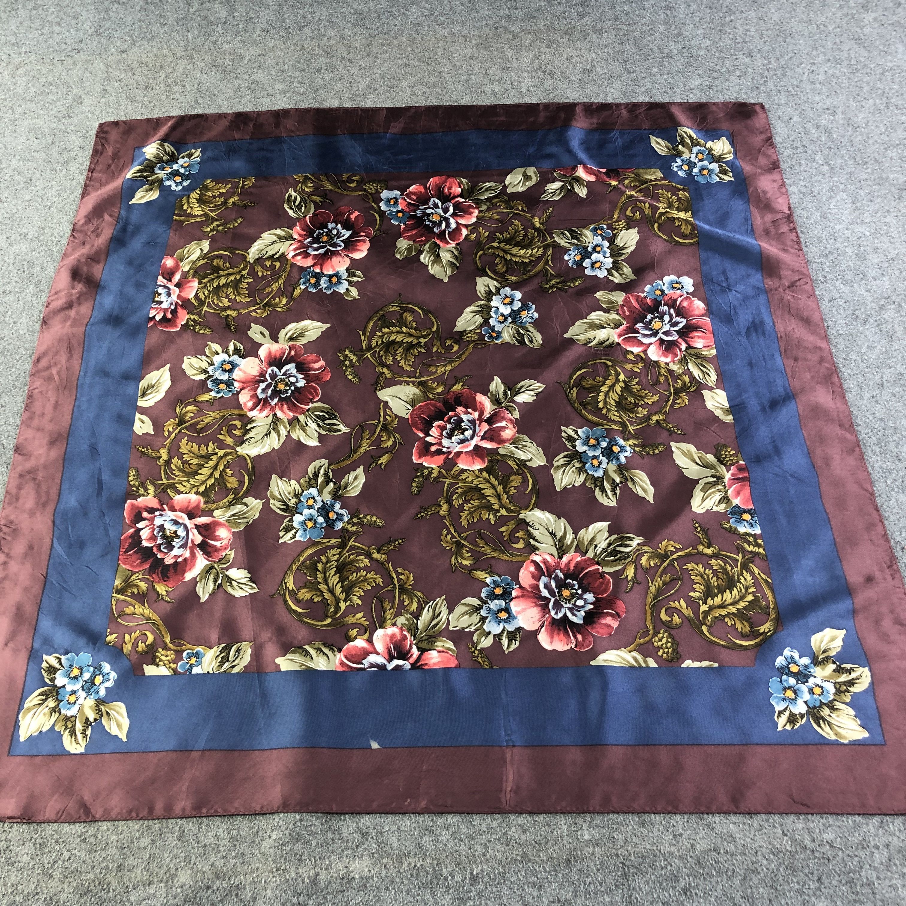 Japanese Brand Luxury Floral Silk Scarf M721 Size ONE SIZE - 1 Thumbnail