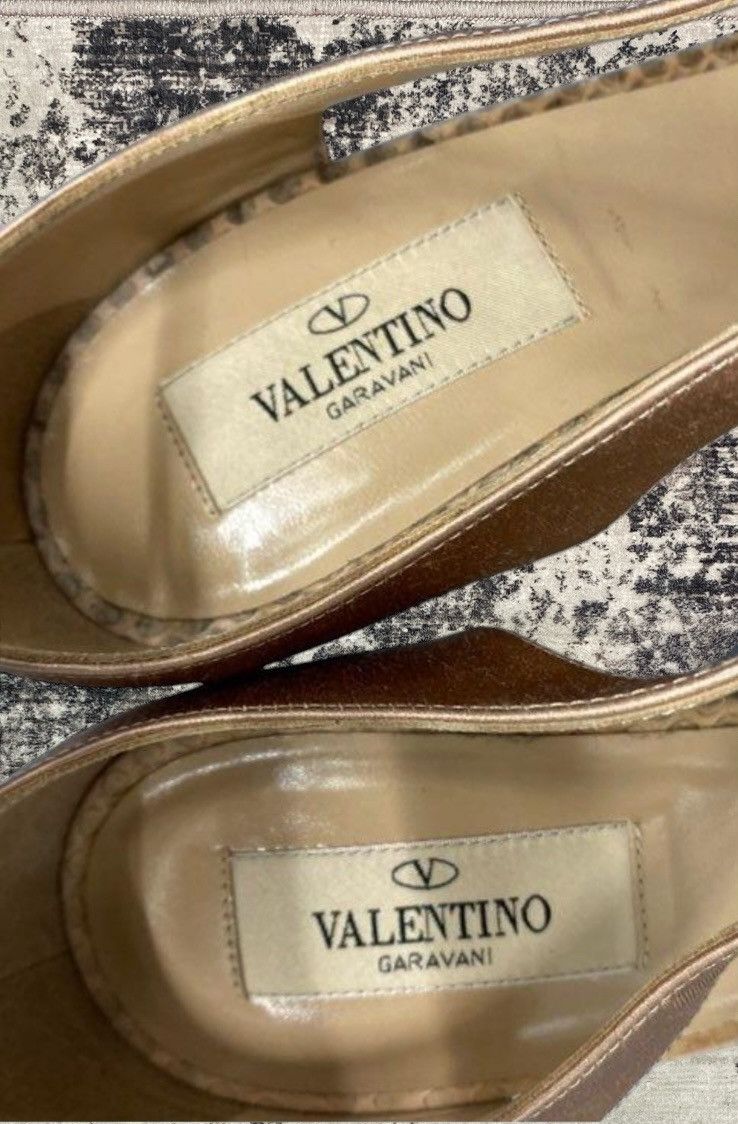 Valentino Authenticated Valentino Heels, Neutral/Pinkish , USW 9 Size US 9 / IT 39 - 9 Thumbnail