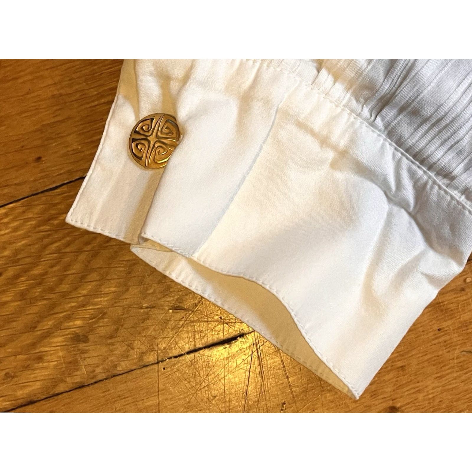 Escada VINTAGE Escada Blouse Women’s 42 White Ornate Ribbed Dressy Knit Button Collared 90s Designer Mens Women Girls Size M / US 6-8 / IT 42-44 - 4 Thumbnail