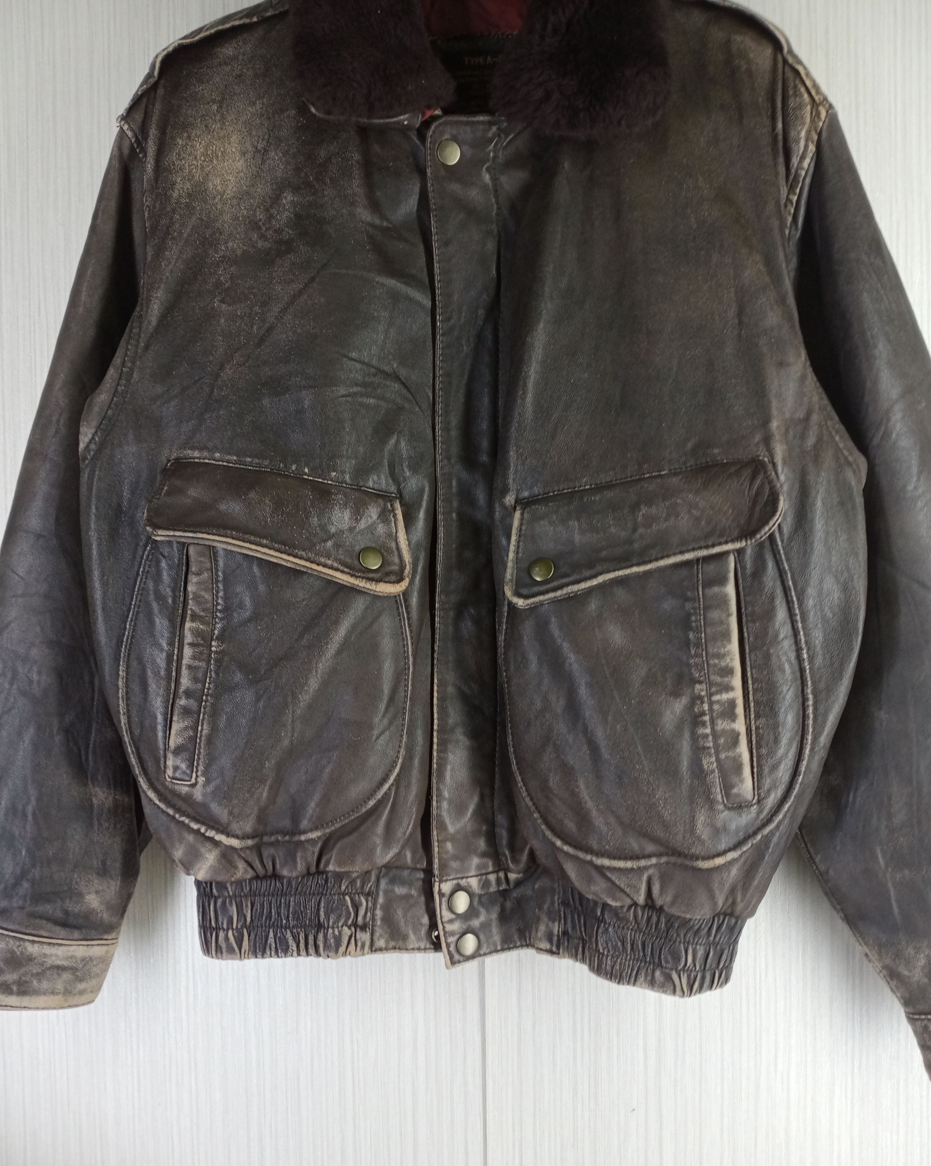 Other 1990 Type A-2 US Army Air Forces Sheepskin Leather Jacket Size US M / EU 48-50 / 2 - 4 Thumbnail