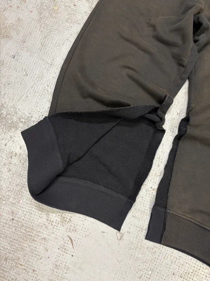 Maison Margiela Maison Margiela MM6 Black Faded Jogger Suitpants Size US 39 - 9 Thumbnail