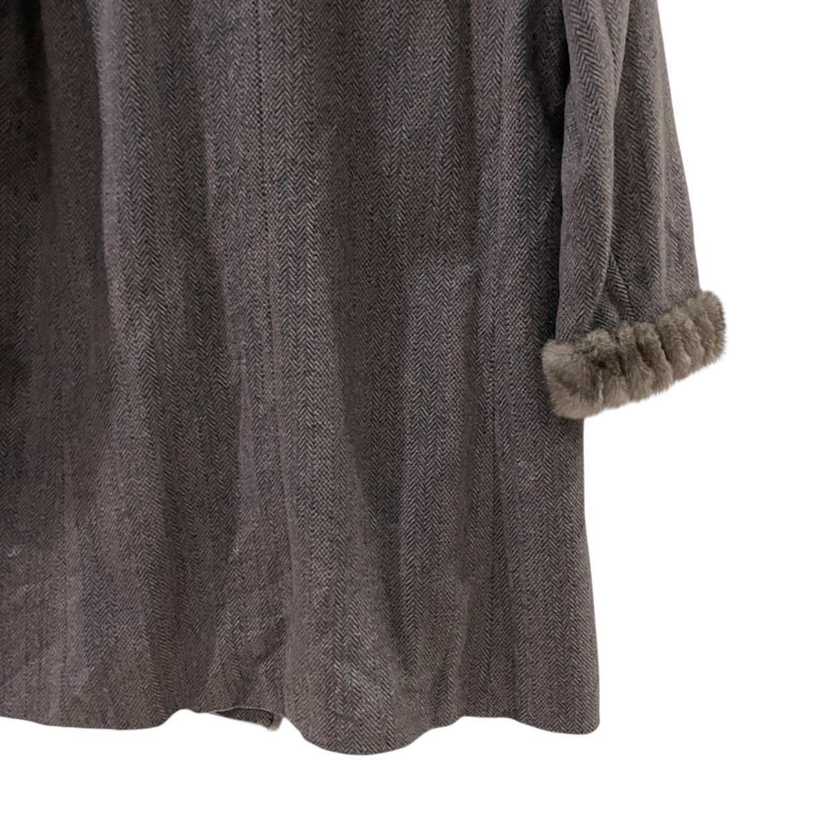 Japanese Brand Vintage Japanese Designer Fur Cashmere Trench Coat Size US M / EU 48-50 / 2 - 10 Thumbnail