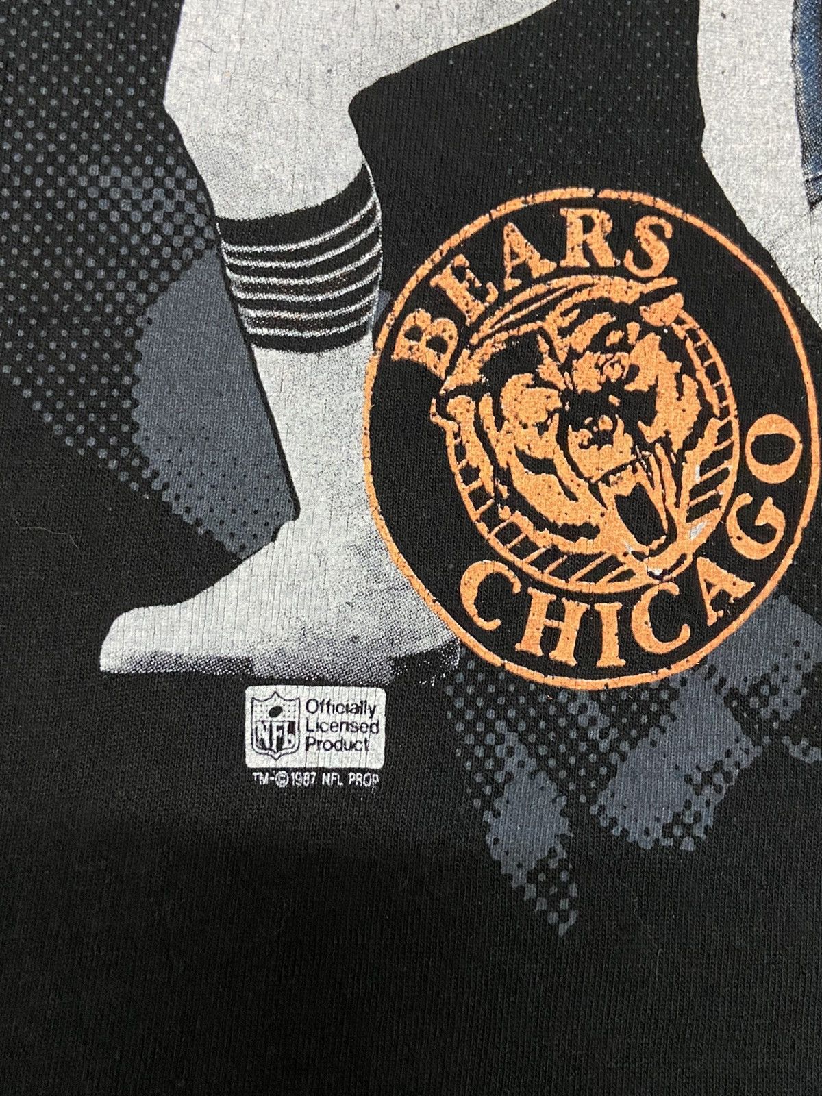 Vintage VINTAGE MIKE SINGLETARY CHICAGO BEARS DISTRESSED TEE Size S / US 4 / IT 40 - 10 Thumbnail