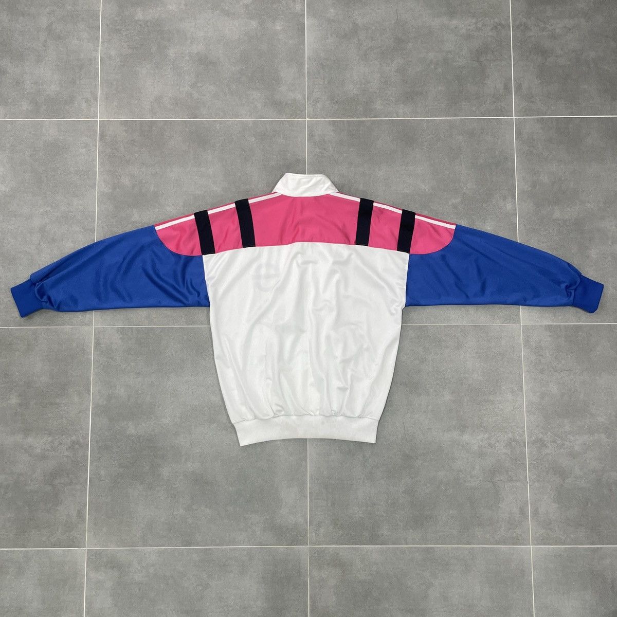 Adidas × Vintage Vintage Adidas Track Jacket Size M Size US M / EU 48-50 / 2 - 19 Thumbnail