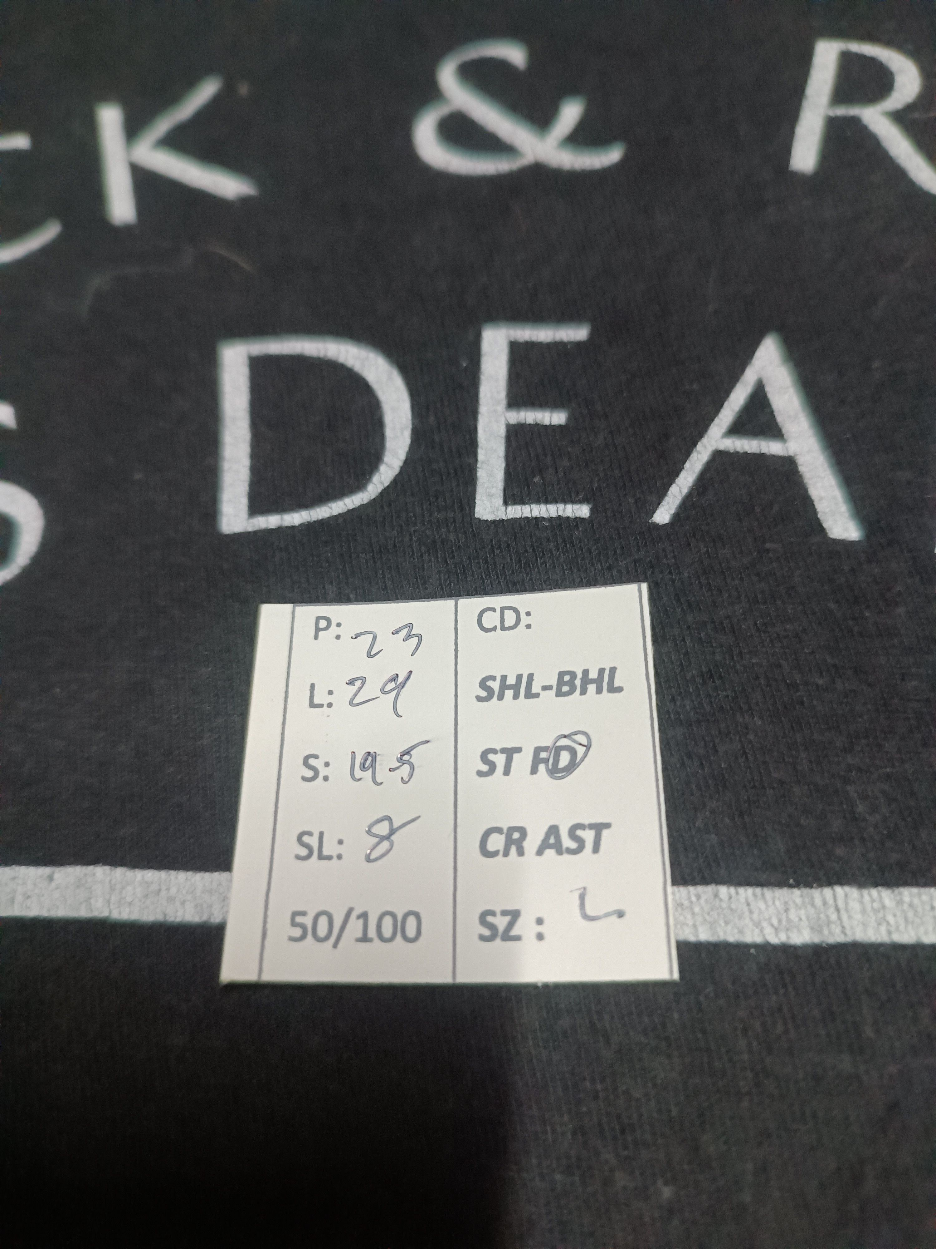 Vintage VINTAGE THE 1975 ROCK & ROLL IS DEAD TEE arctic strokes Size US L / EU 52-54 / 3 - 17 Thumbnail