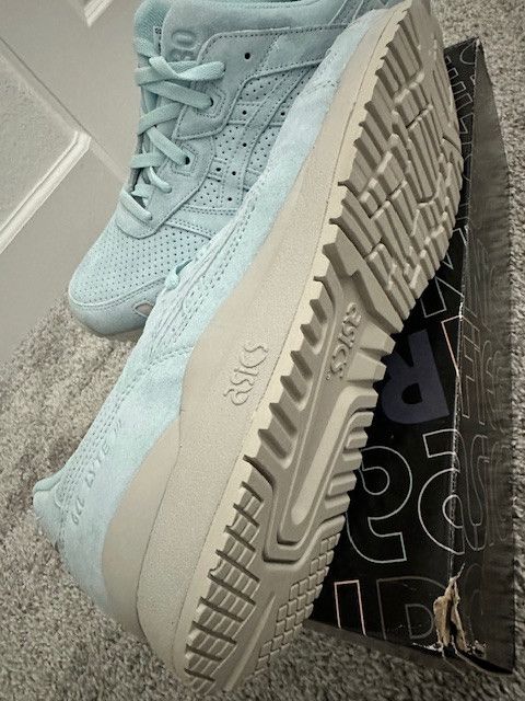 Asics × Ronnie Fieg GEL - LYTE III OG 30 The Palette Helium Size 12 Size US 12 / EU 45 - 4 Thumbnail