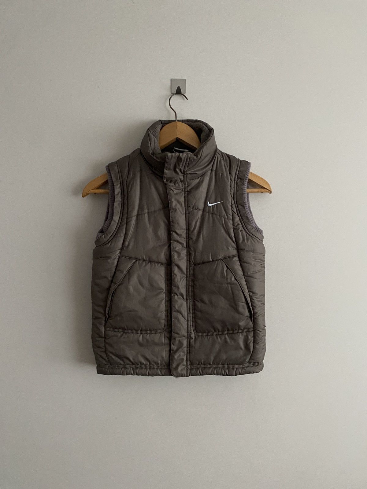 Nike Vintage 00’s Hype Y2K Nike Brown Puffer Vest Size XS / US 0-2 / IT 36-38 - 1 Thumbnail