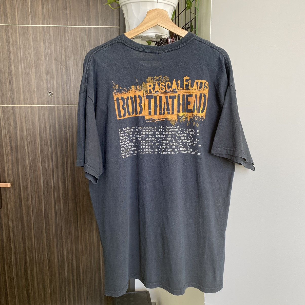 Band Tees Thrashed Faded Vintage Y2K Rascal Flatts ERD GRUNGE TEE Size US XL / EU 56 / 4 - 2 Thumbnail