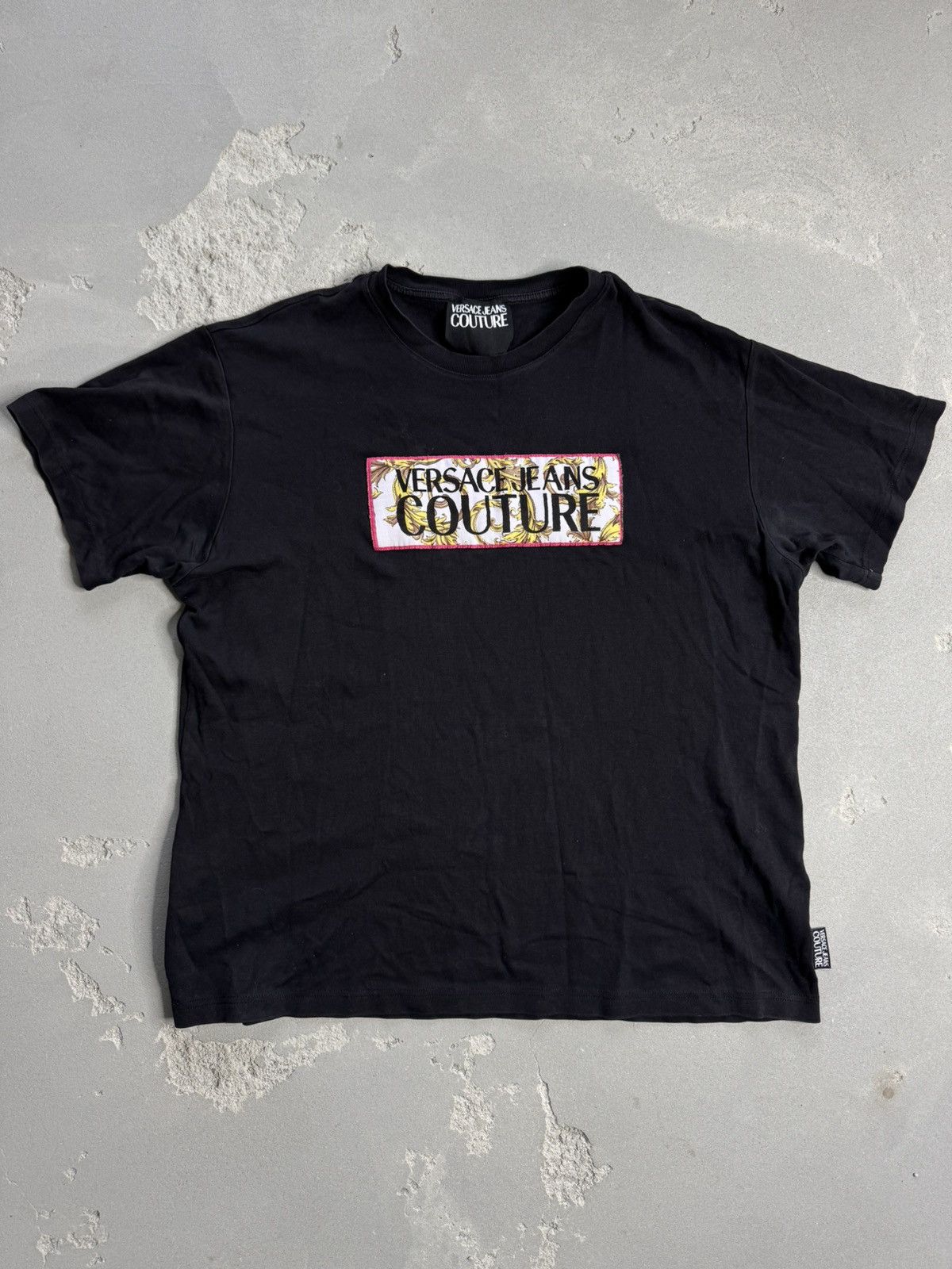 Versace Vintage Versace Jeans Couture T-Shirt Reflective Logo Size US XL / EU 56 / 4 - 1 Thumbnail
