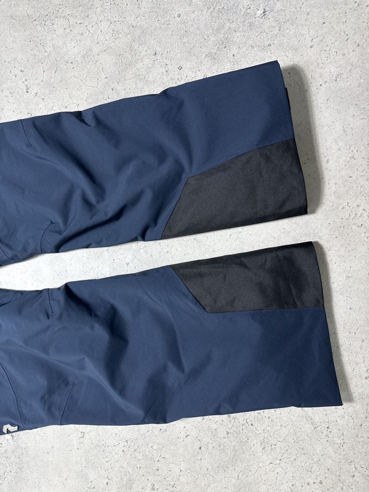 Peak Performance Peak Performance Ski Pants Blue Outdoor Size XL New Size US 36 / EU 52 - 2 Thumbnail