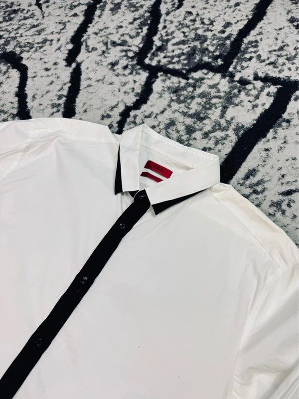 Hugo Boss Elegant Hugo Boss shirt white black XXL slim Size US XXL / EU 58 / 5 - 3 Thumbnail