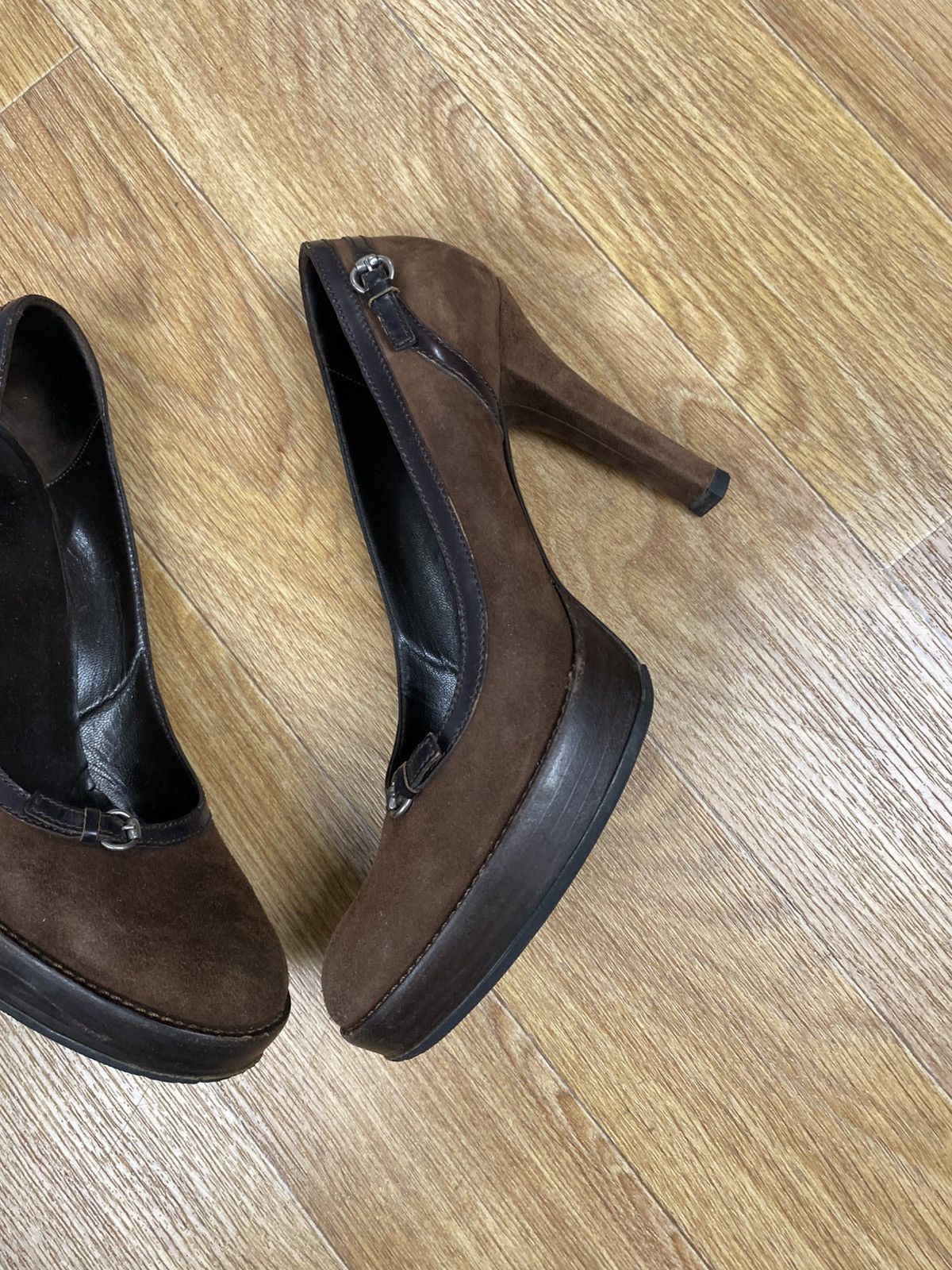 Gucci GUCCI Brown Suede And Leather Trim Buckle Details Pumps Size US 9 / IT 39 - 7 Thumbnail