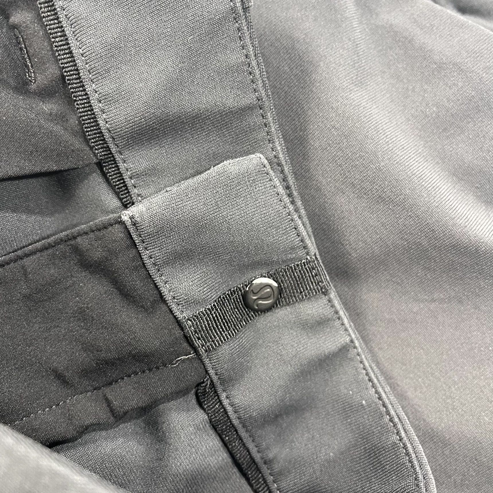 Lululemon Lululemon Pants Mens 32x31 Gray Warpstreme Slim Chino Button 5-Pocket Logo Preppy Stretch Casual Regular 32 Mens Size US 32 / EU 48 - 5 Thumbnail