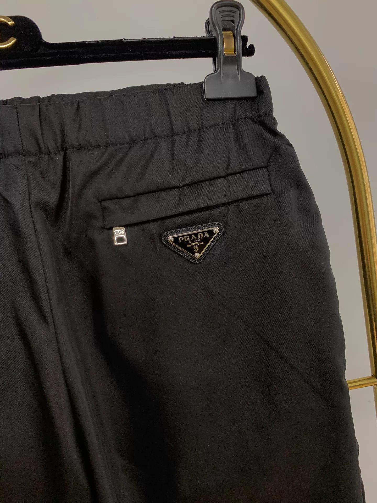Prada Prada Black Triangle Logo Nylon Pants 40 New Size 27" / US 4 / IT 40 - 2 Thumbnail