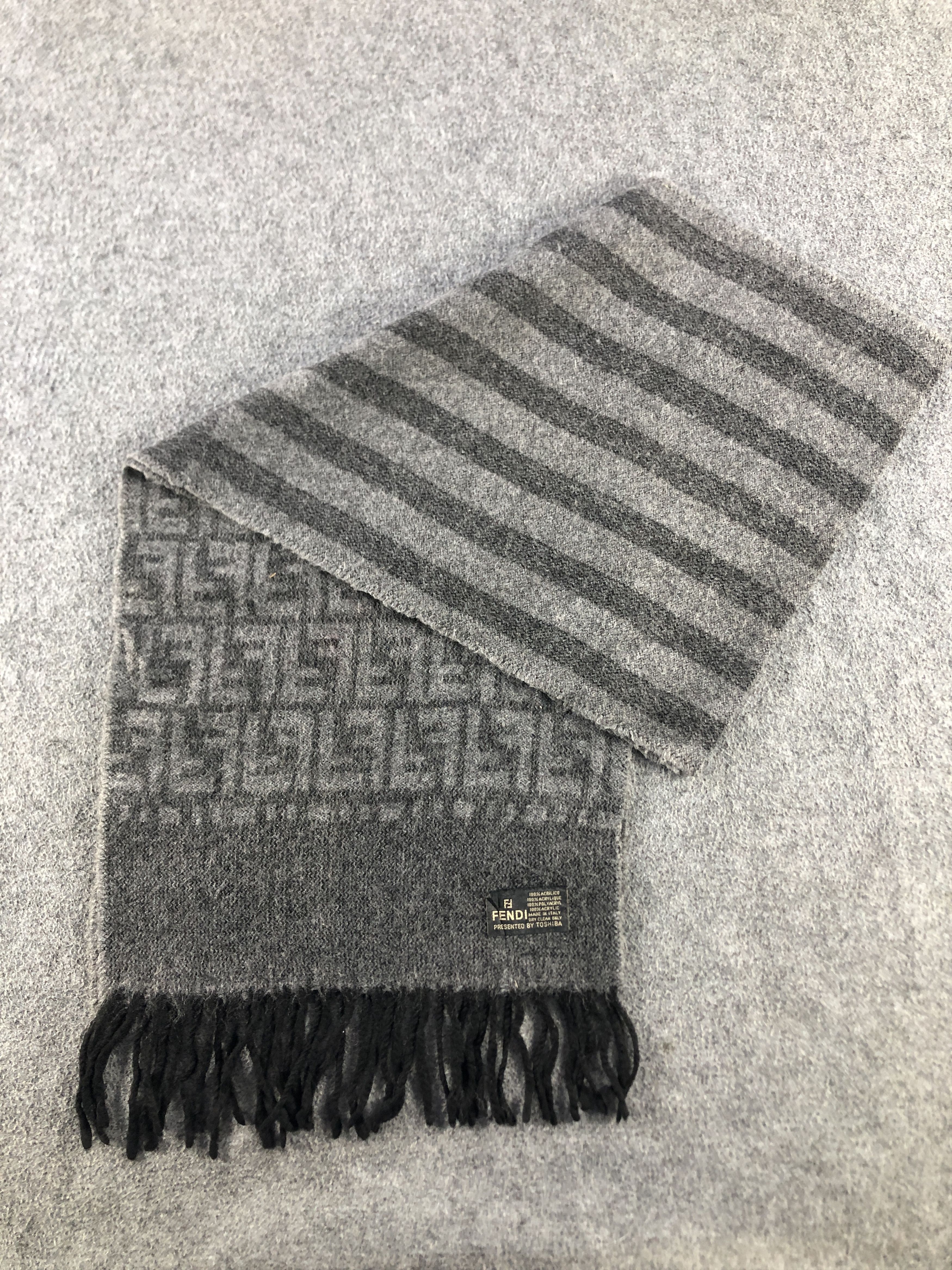 Fendi Fendi Scarf / Muffler / Neckwear P852 Size ONE SIZE - 5 Thumbnail