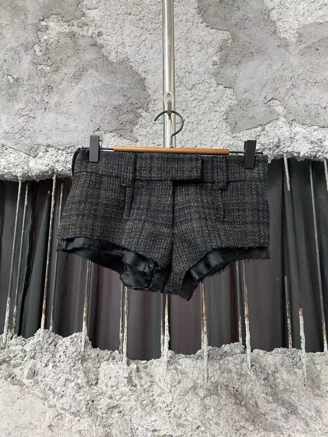 Miu Miu gray plaid shorts by miu miu Size 36" / US 14 / IT 50 - 1 Thumbnail
