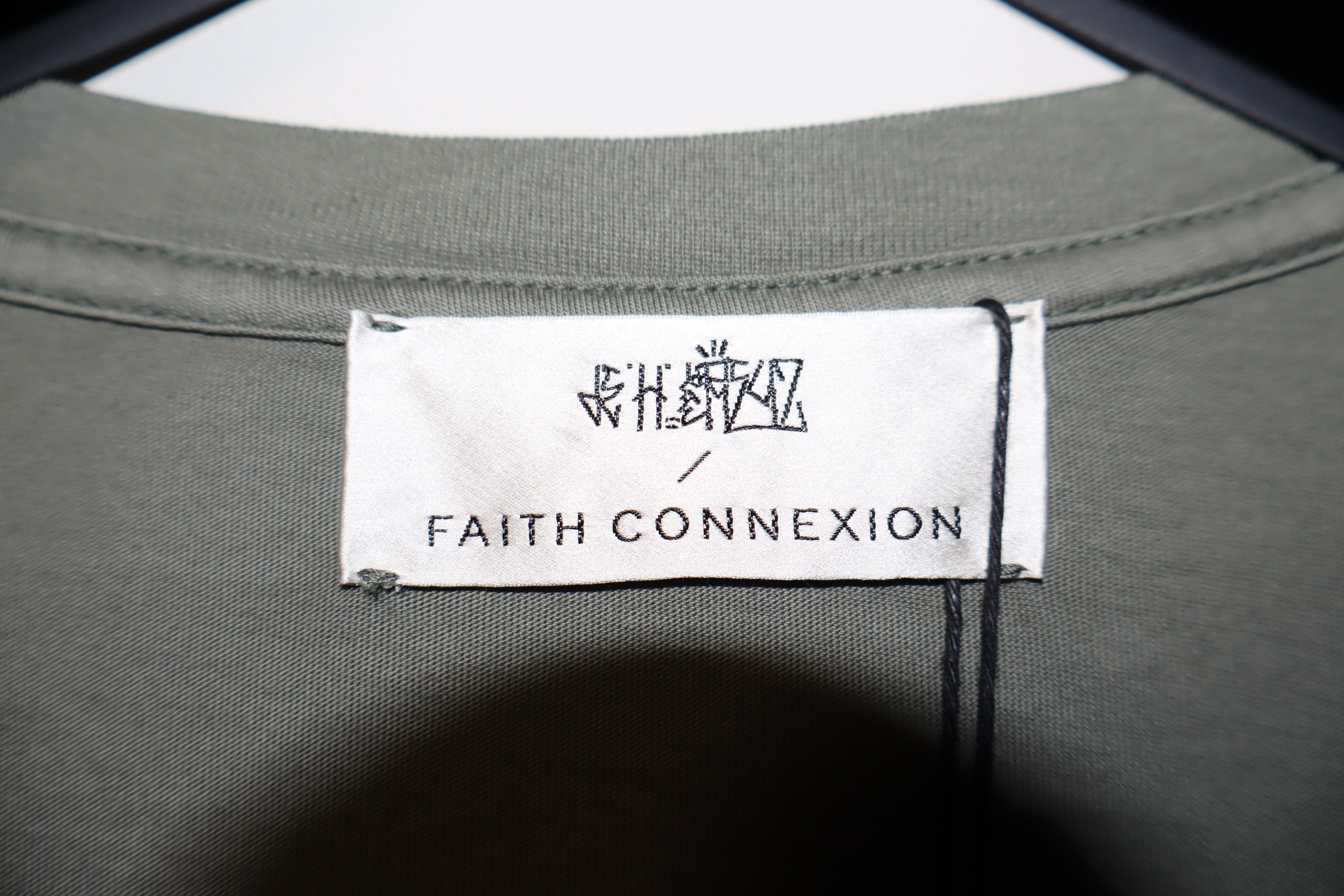 Faith Connexion Hand painted t-shirt Size US S / EU 44-46 / 1 - 3 Thumbnail