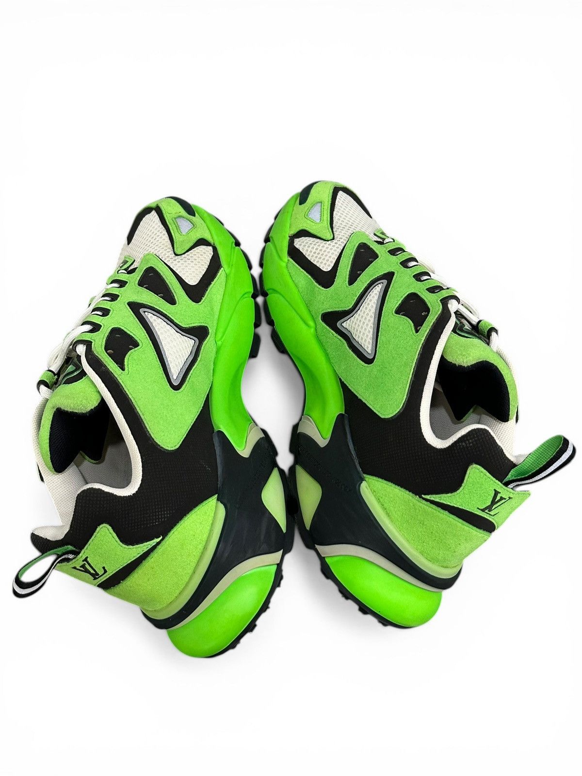 Louis Vuitton LV Runner Tatic White & Green Sneakers Size 8LV (9.5US) Size US 9.5 / EU 42-43 - 7 Thumbnail