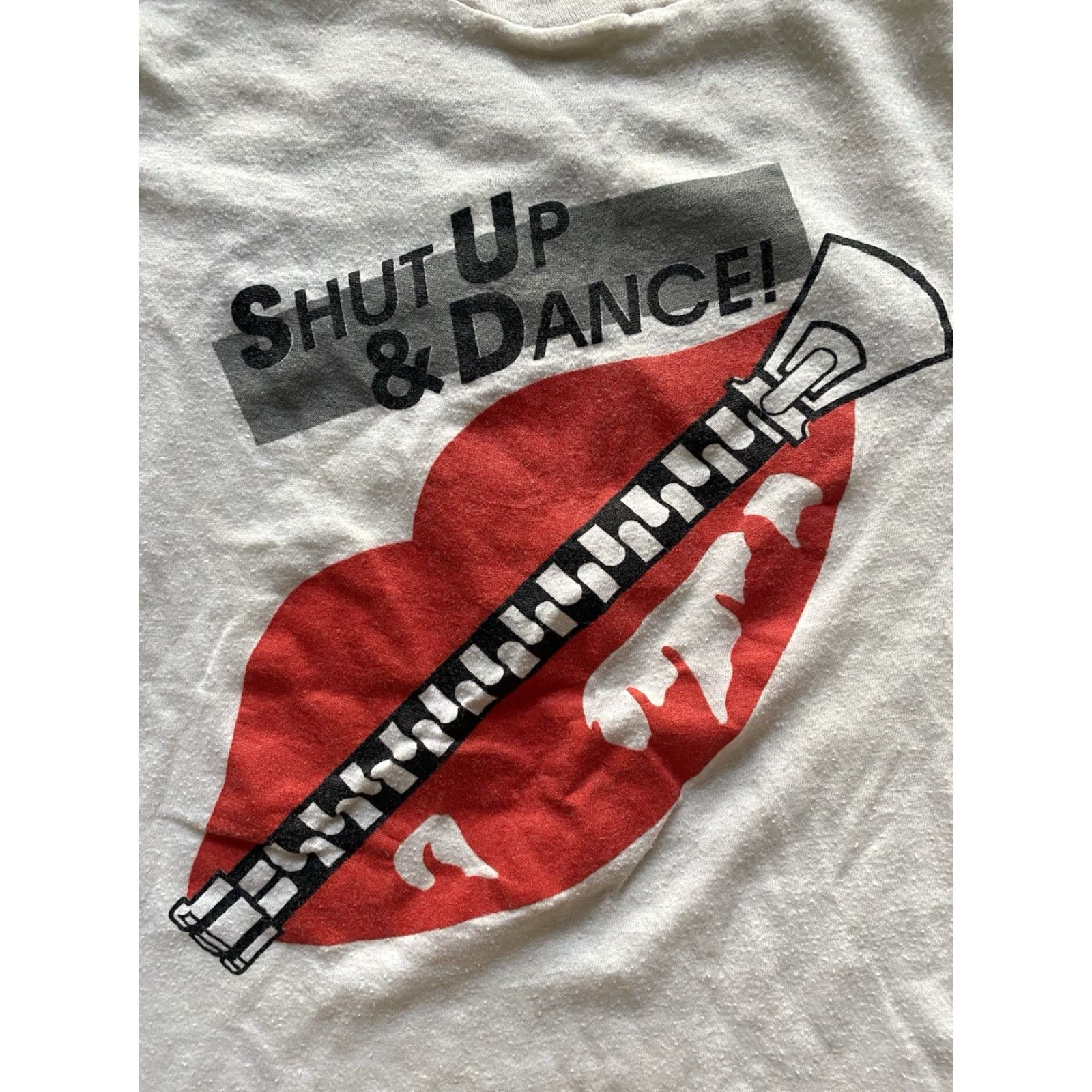Vintage VINTAGE Screen Stars Shirt M White SHOWBIZ Afterhours Stitch Stars Single Stitch Mens Prints Shut Up & Dance Size US M / EU 48-50 / 2 - 4 Thumbnail