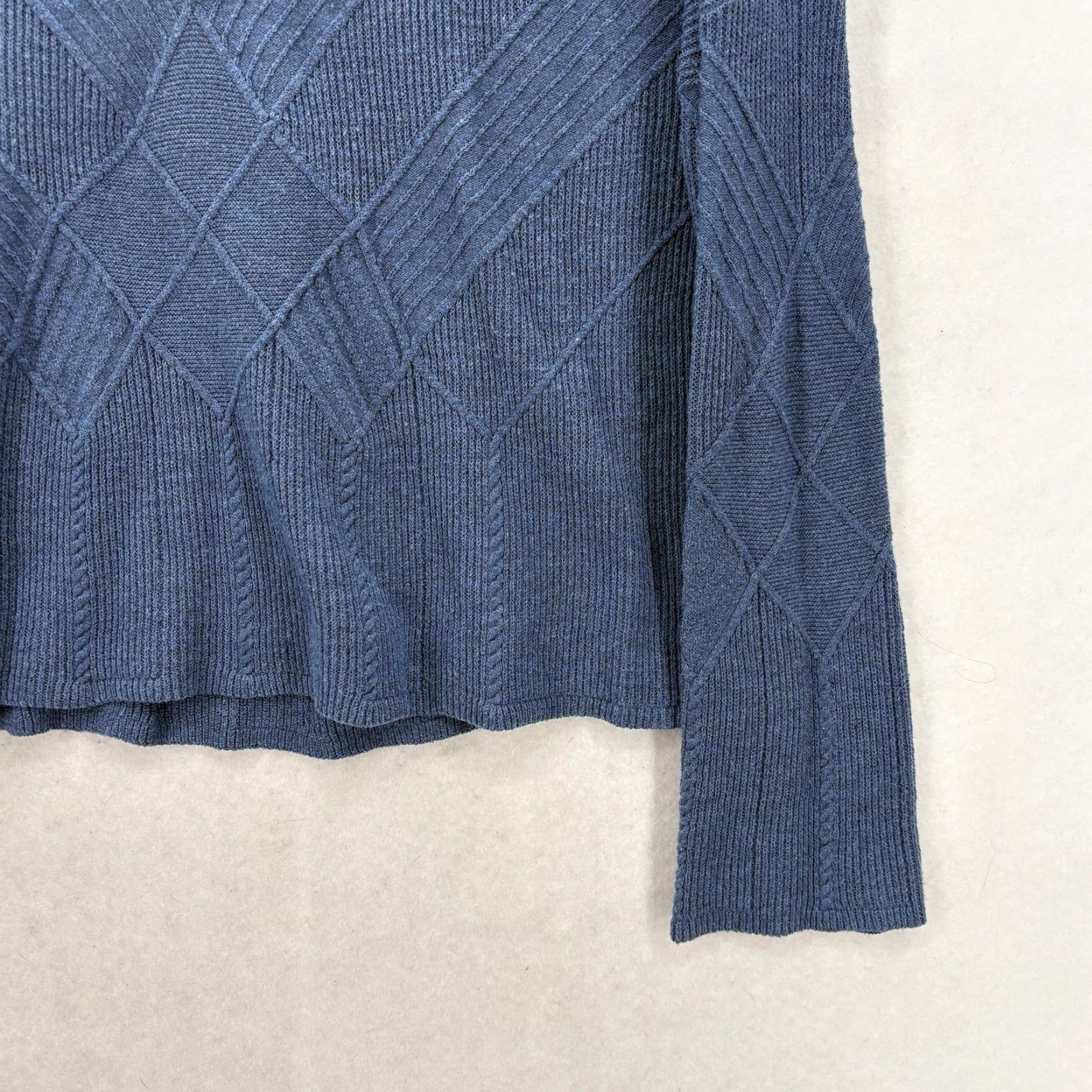 Smartwool Smartwool Shadow Pine Cable V-Neck Sweater Womens Medium Blue Wool Blend Travel Size M / US 6-8 / IT 42-44 - 3 Thumbnail