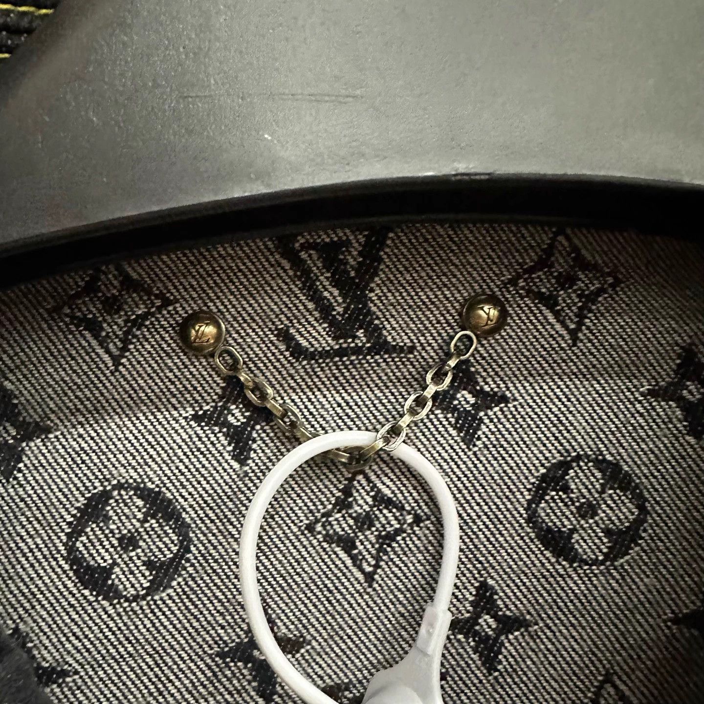Louis Vuitton LOUIS VUITTON Deconstructed Patchworkt Denim Jacket Size US XL / EU 56 / 4 - 5 Thumbnail