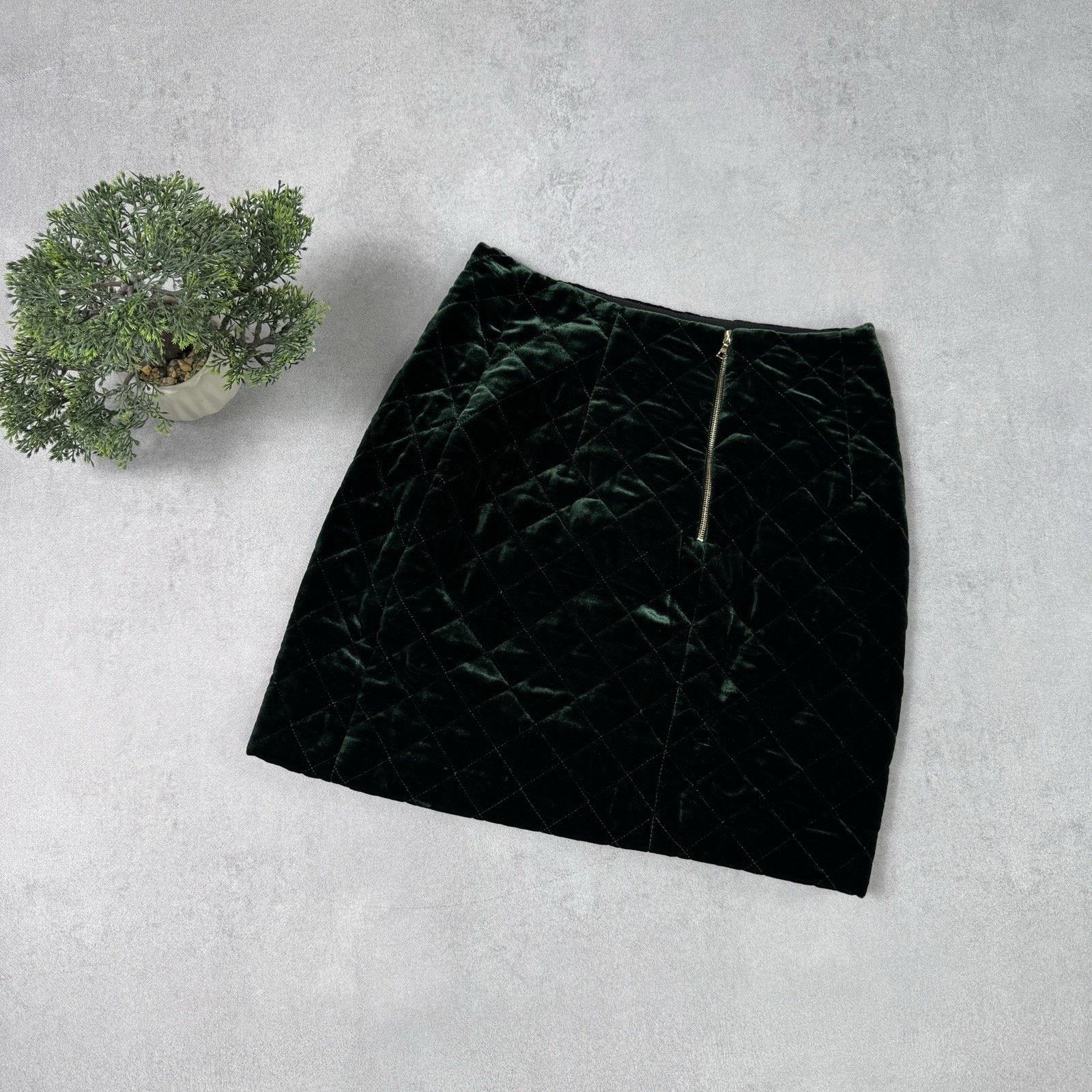Sandro Vintage Sandro Green Velour Quilted Mini Skirt Size 1 Size 26" / US 2 / IT 38 - 11 Thumbnail