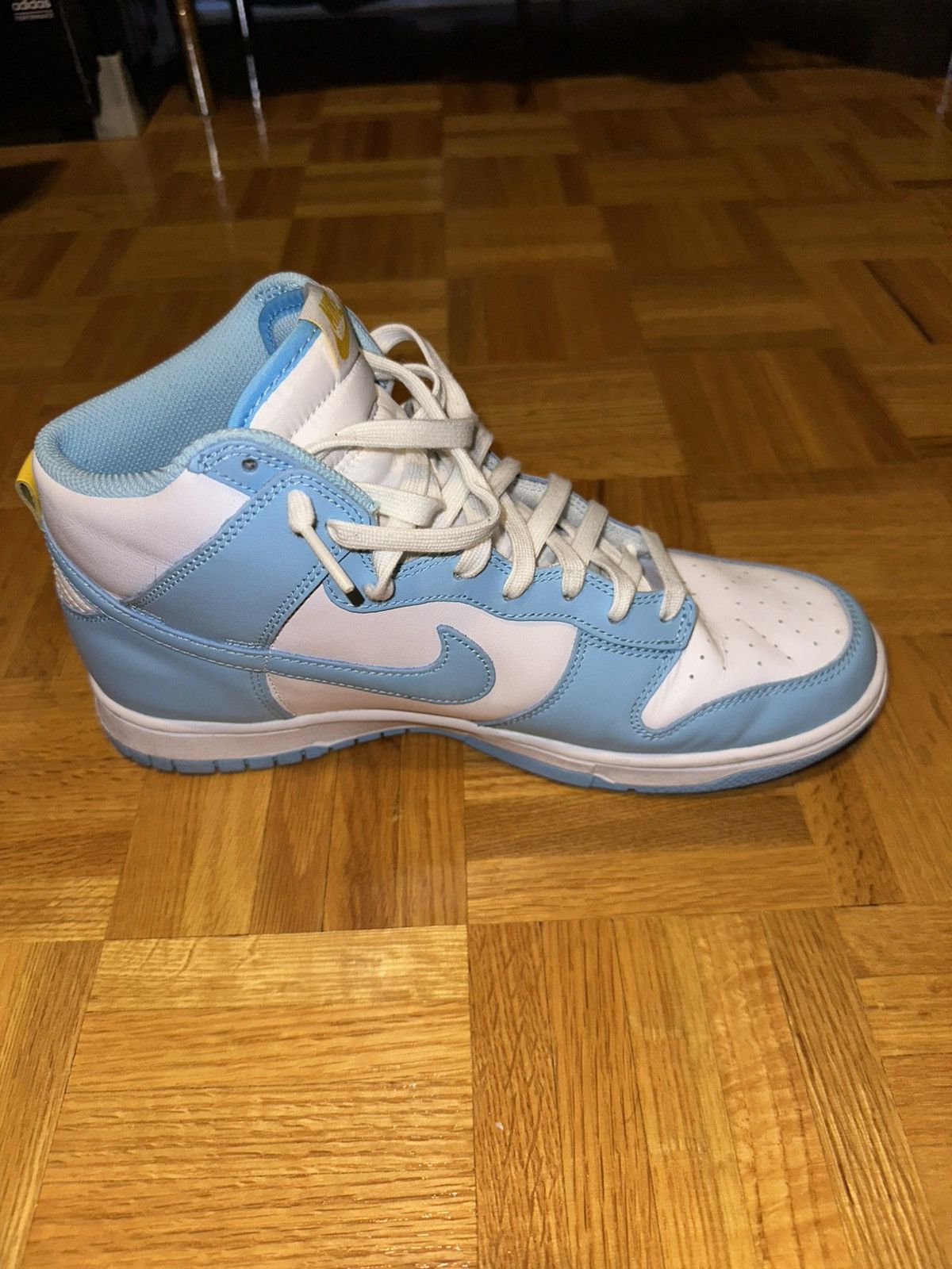 Nike Nike Jordan 1 North Carolina High Top Size US 10 / EU 43 - 4 Thumbnail