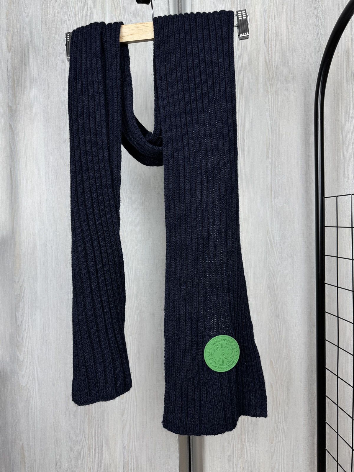 Canada Goose Canada Goose Rabbit Hair Wool Green patch navy blue scarf Size ONE SIZE - 1 Thumbnail