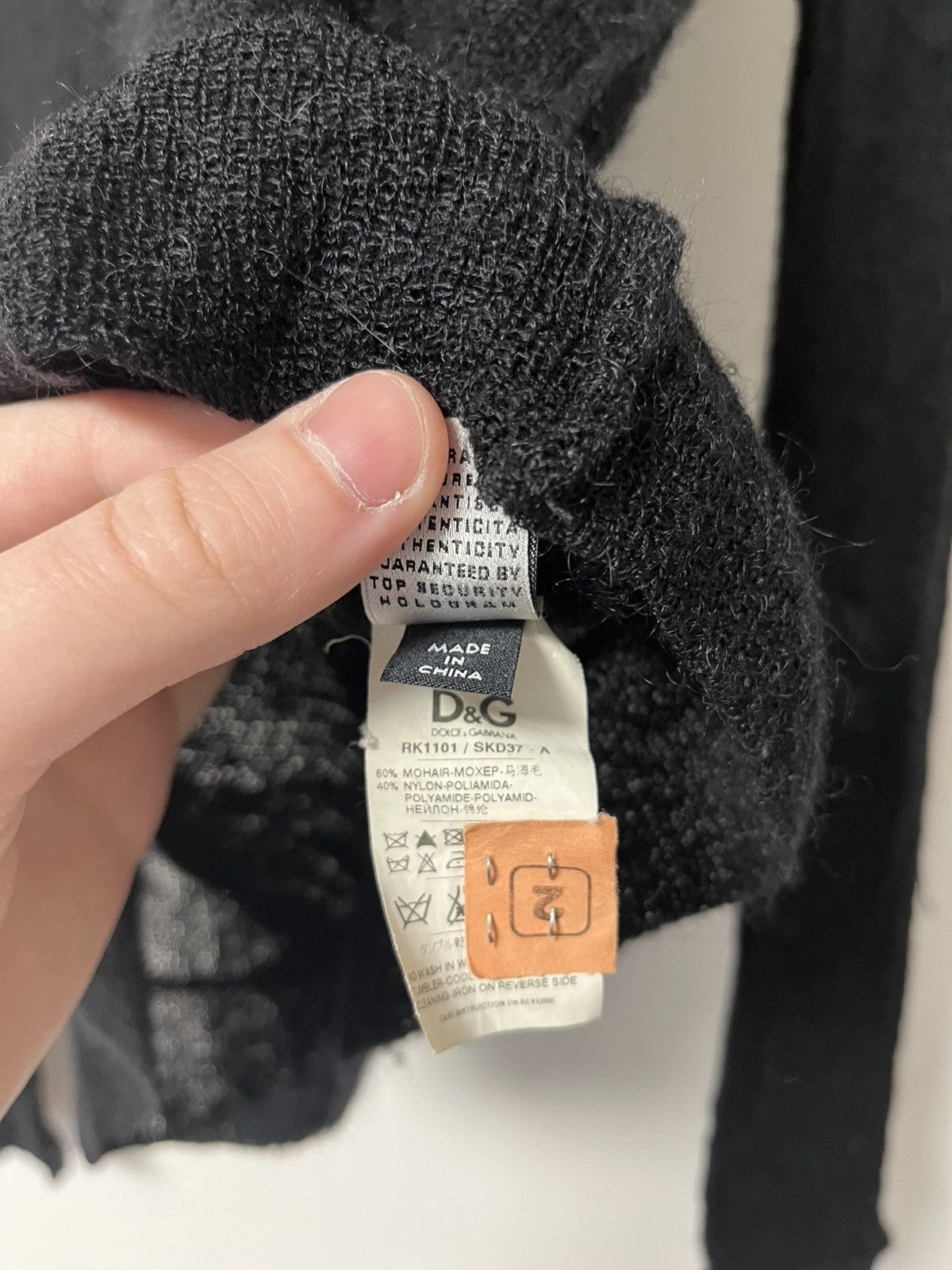 Dolce & Gabbana × Vintage Vintage Dolce Gabbana Mohair Avant-garde Sweater Size S / US 4 / IT 40 - 9 Thumbnail