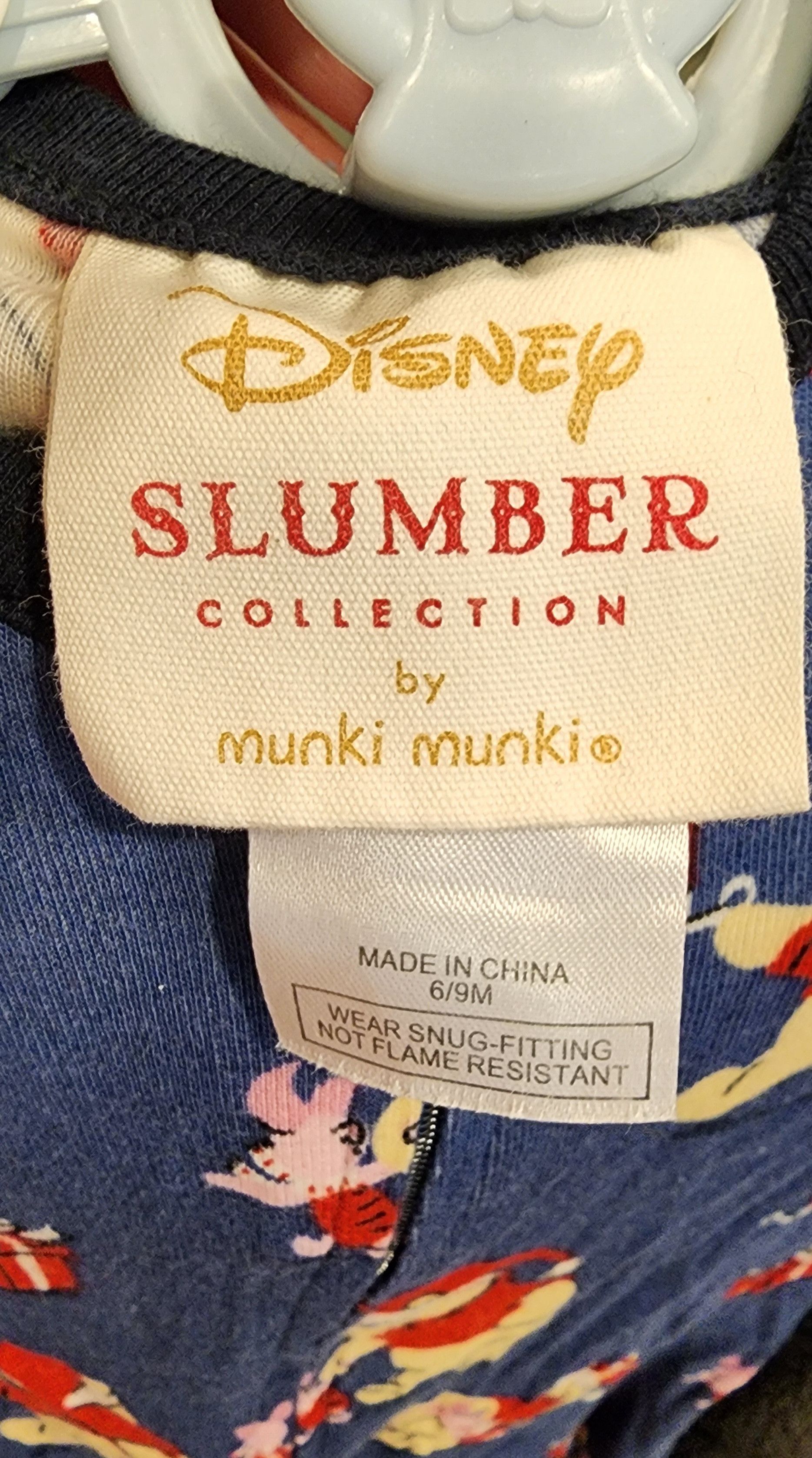 Disney NWT Disney Munki Baby Winnie the Pooh Holiday Footie 6/9 Mo Size XXS / US 00 / IT 34 - 3 Thumbnail