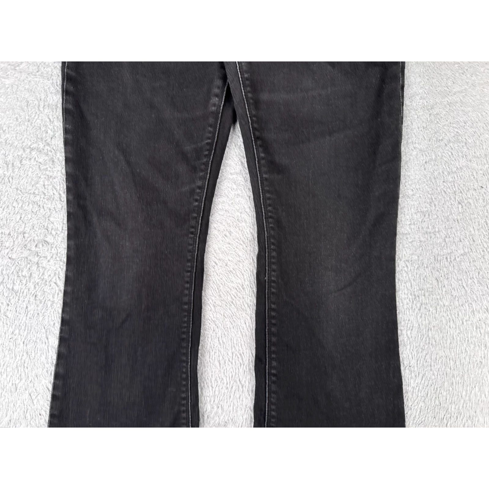 White House Black Market White House Black Market Jeans Women 6 Black Denim Dark Wash Bootcut 30x28 Denim Fashion Jeans Women 6 Black Vintage: No Size 28" / US 6 / IT 42 - 3 Thumbnail