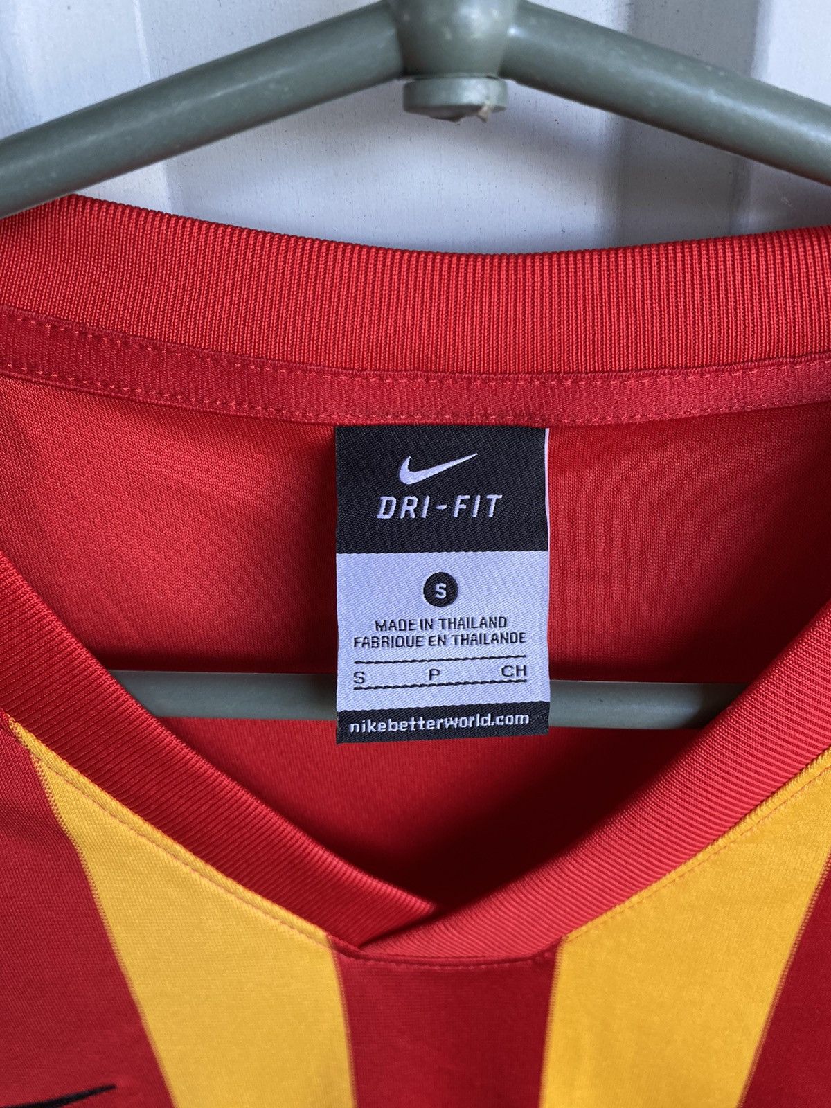Nike 2014 Syrianska Home Jersey Size US S / EU 44-46 / 1 - 6 Thumbnail