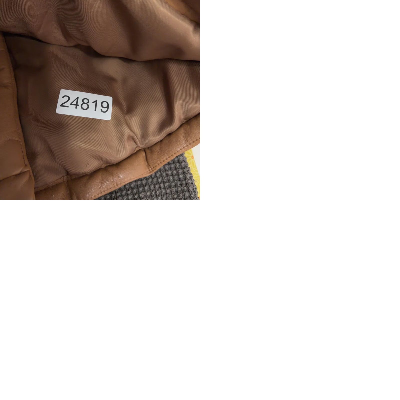 Abercrombie & Fitch Abercrombie Fitch Jacket Womens Small Brown Faux Leather Mini Puffer Streetwear Size S / US 4 / IT 40 - 10 Thumbnail